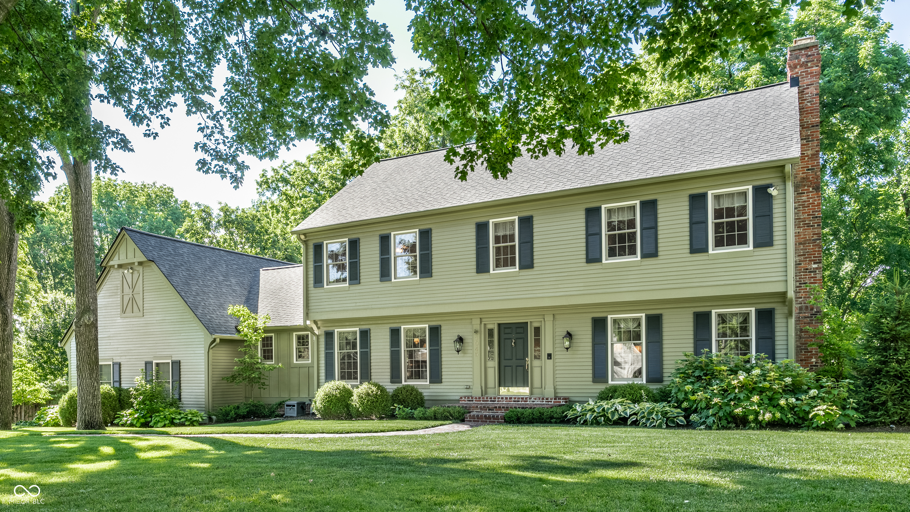1045 Maxwell Lane
