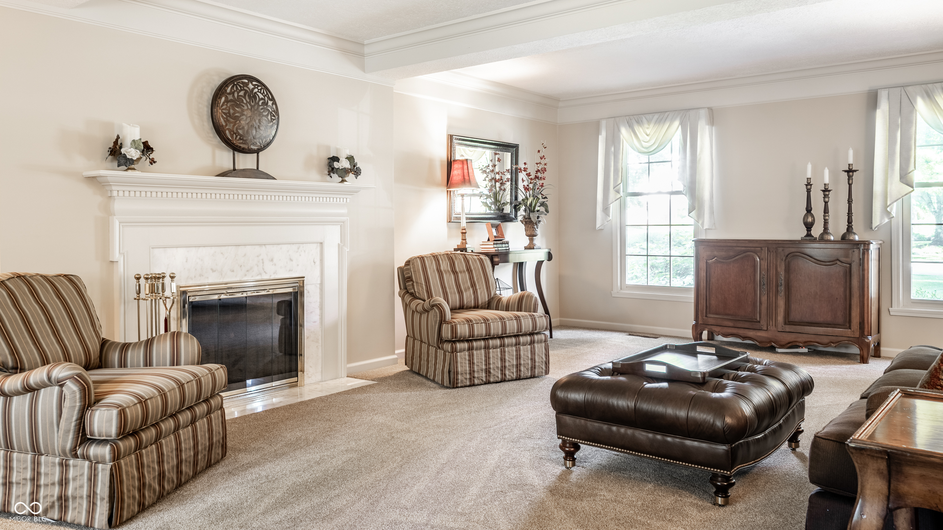 1045 Maxwell Lane