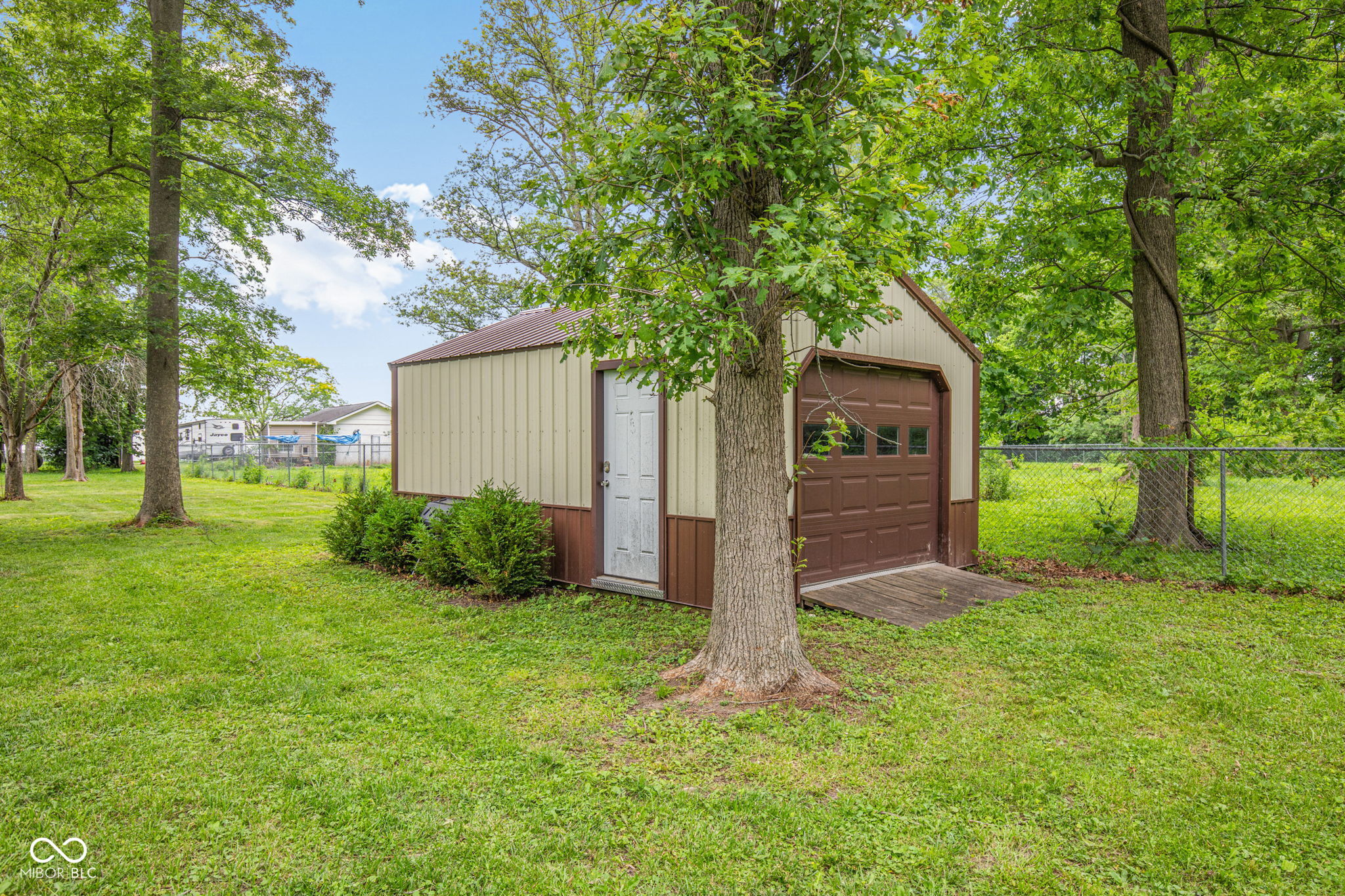 936 W County Road 550 S