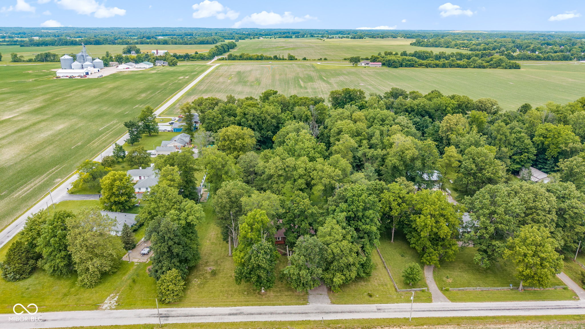 936 W County Road 550 S