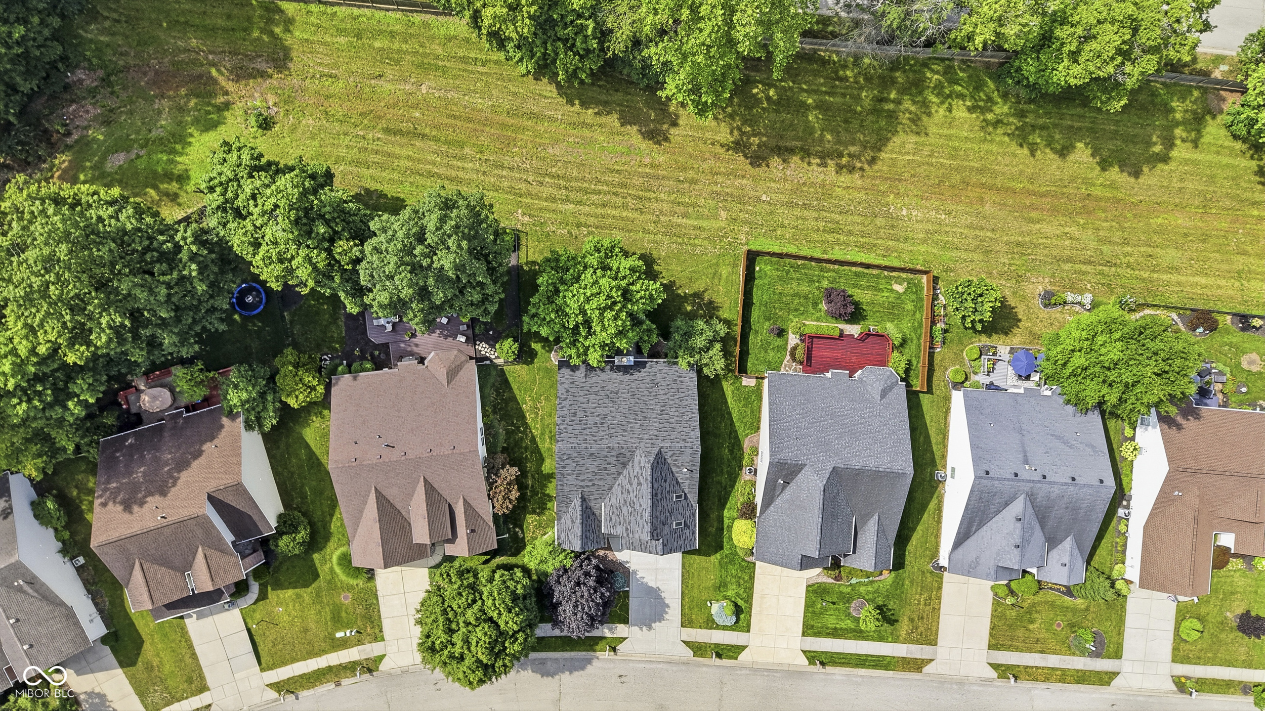 5871 Lost Oaks