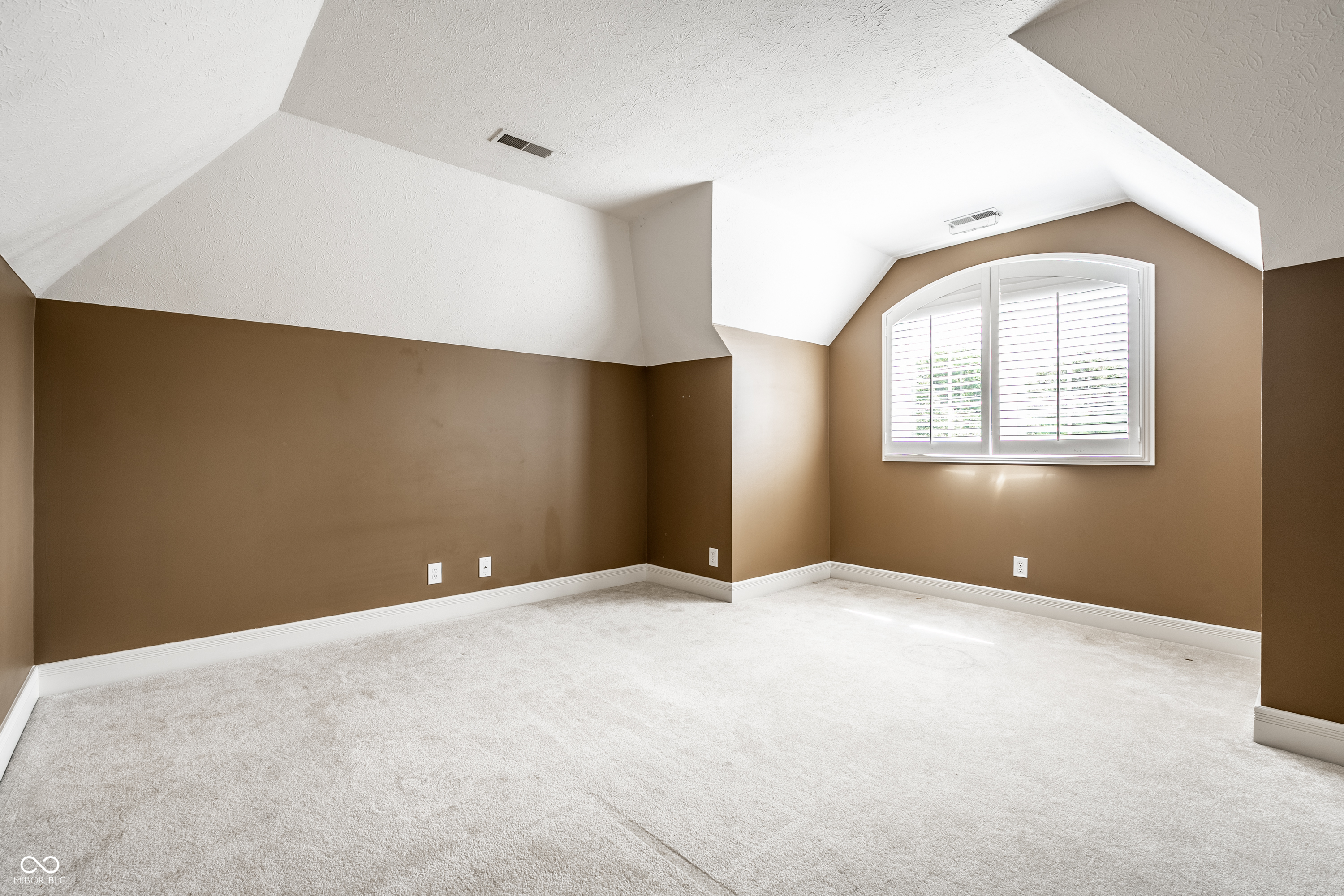 451 Burlington Lane