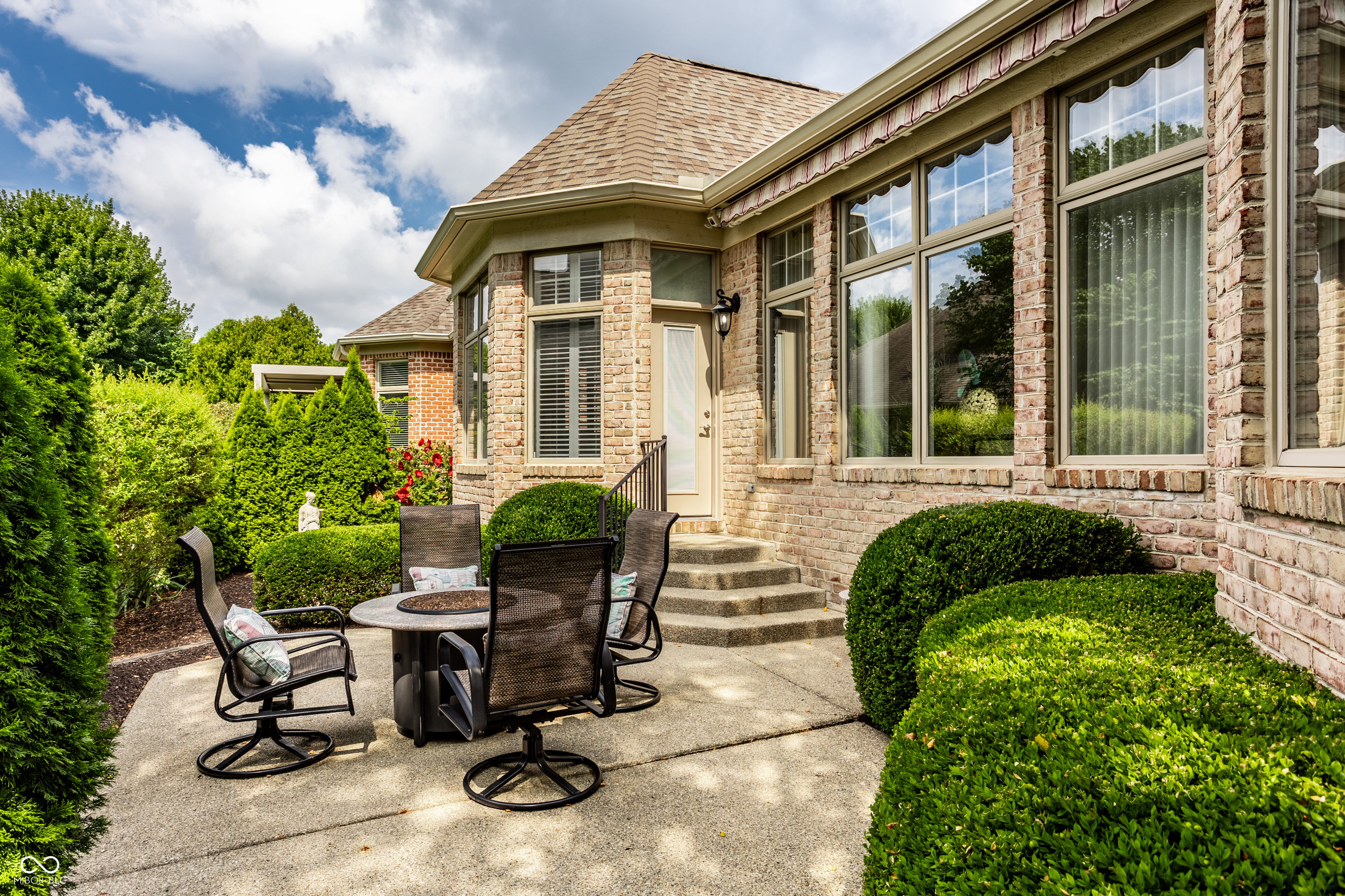 451 Burlington Lane
