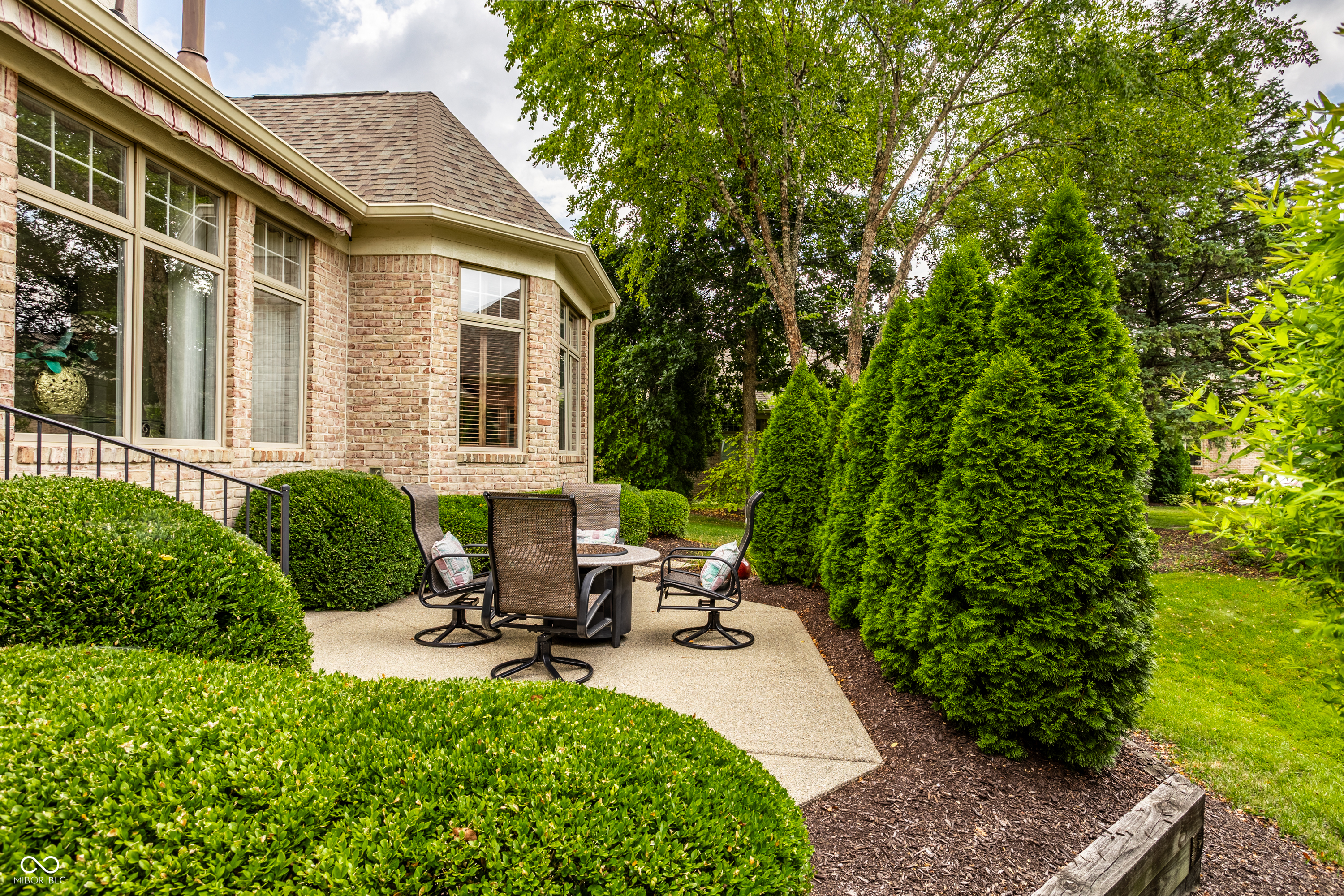 451 Burlington Lane