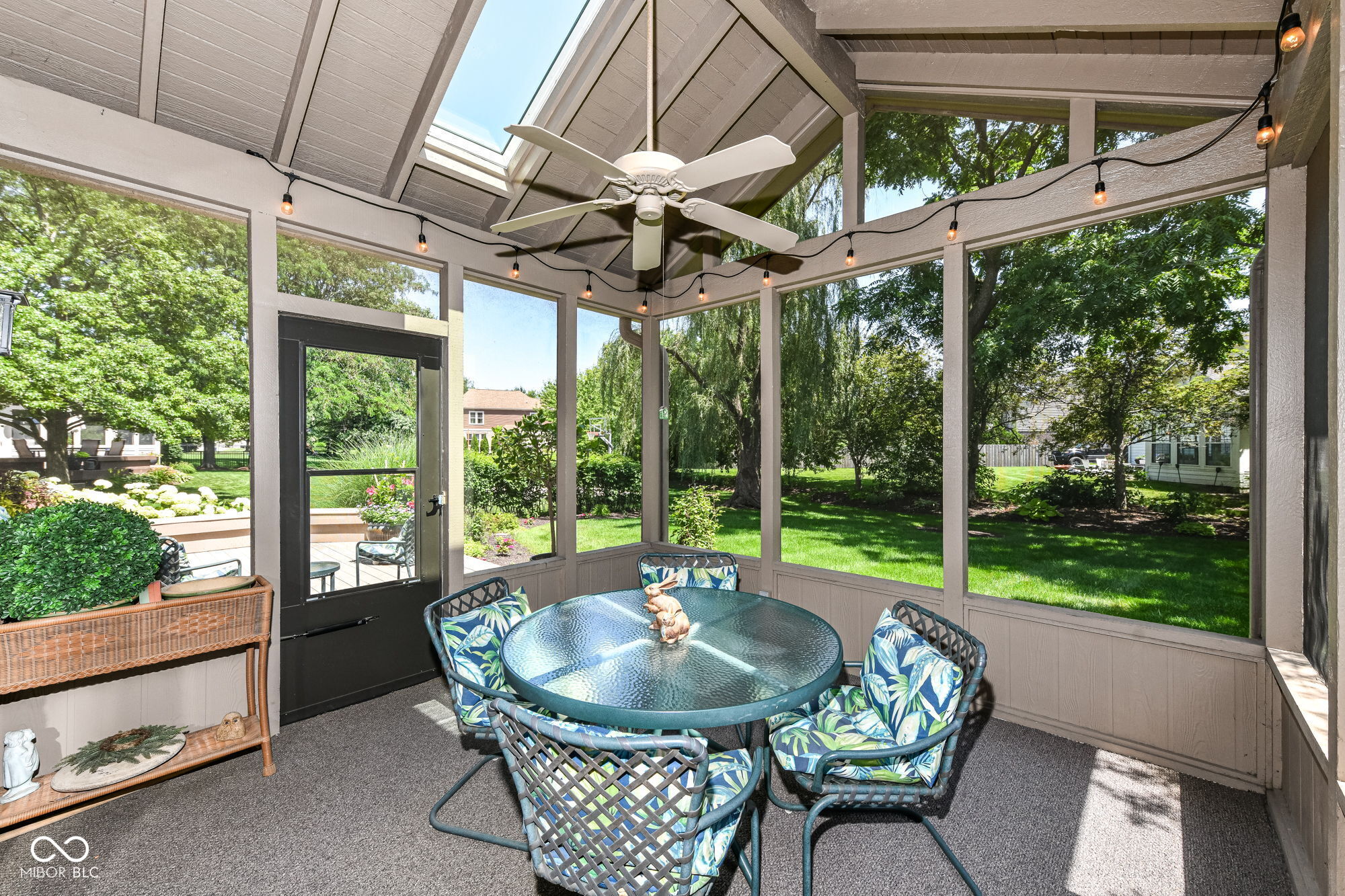 1385 Edinburgh Drive
