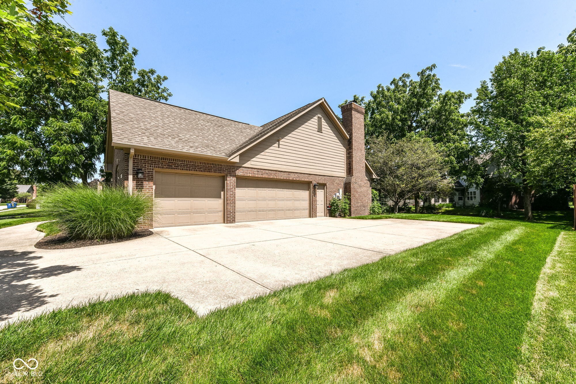 1385 Edinburgh Drive