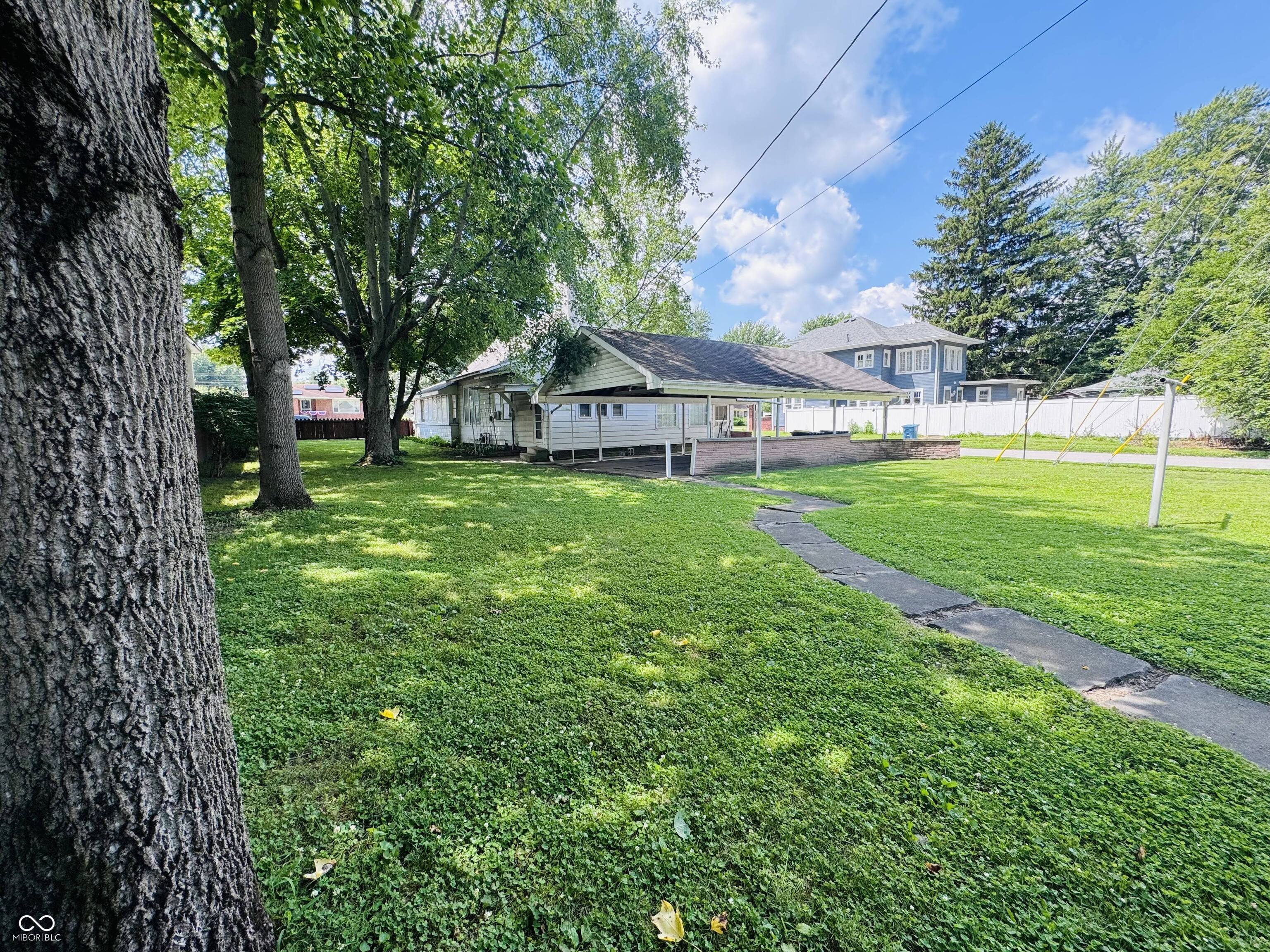 216 W Main Street