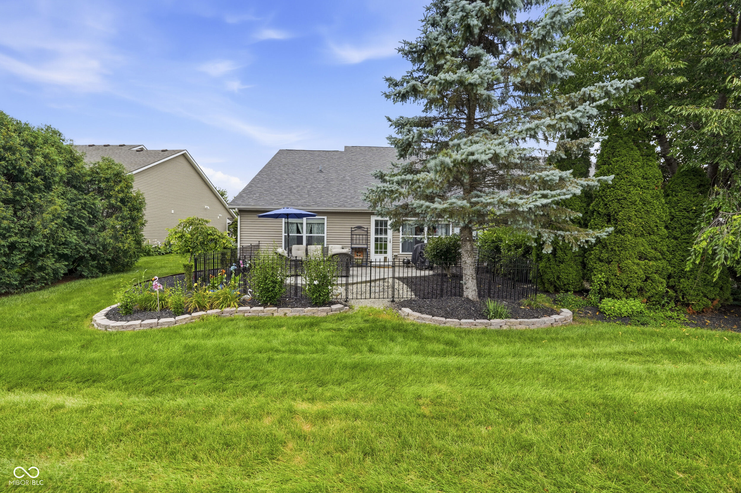 16842 Loch Circle