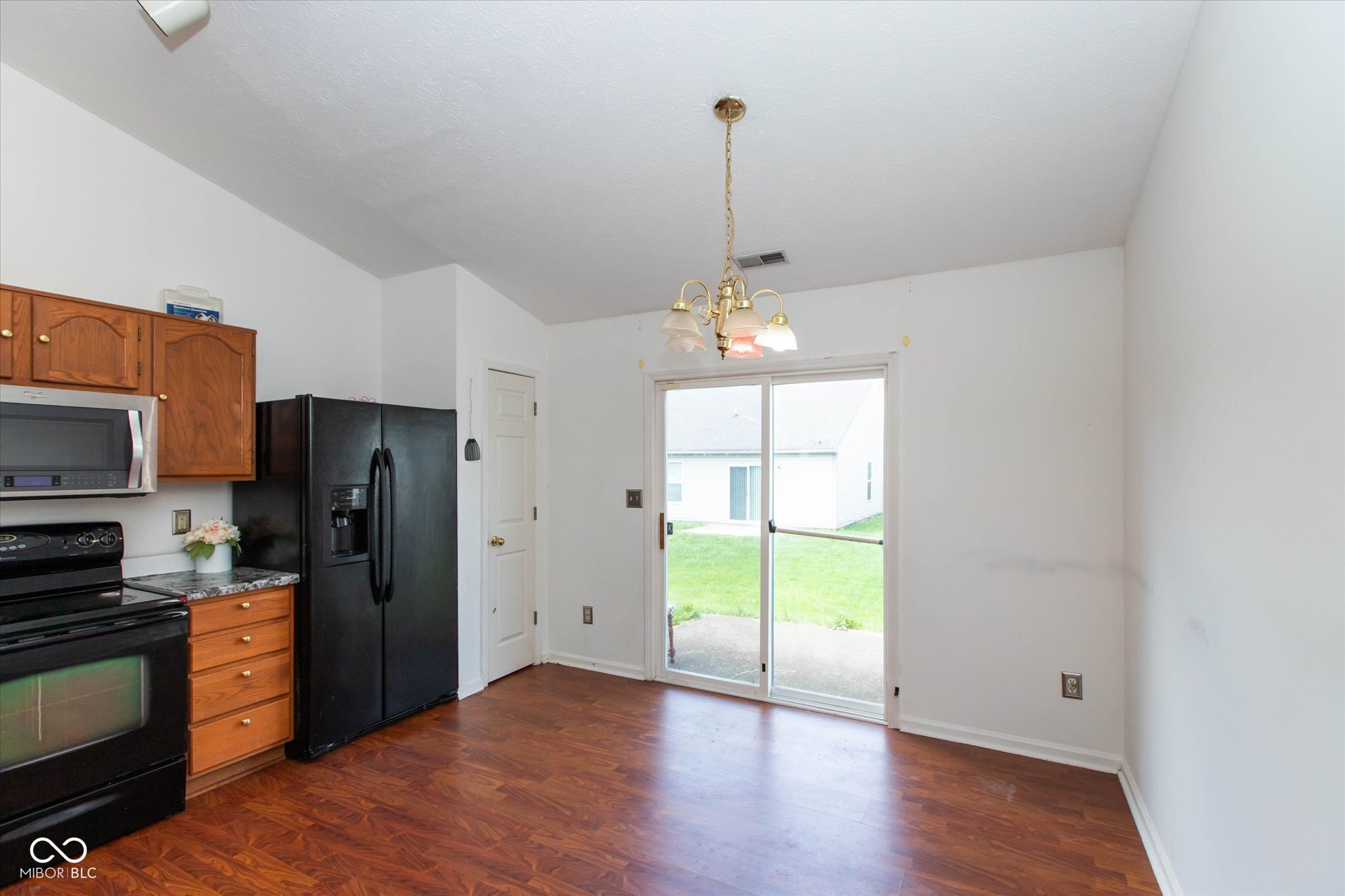 7136 Pluto Drive