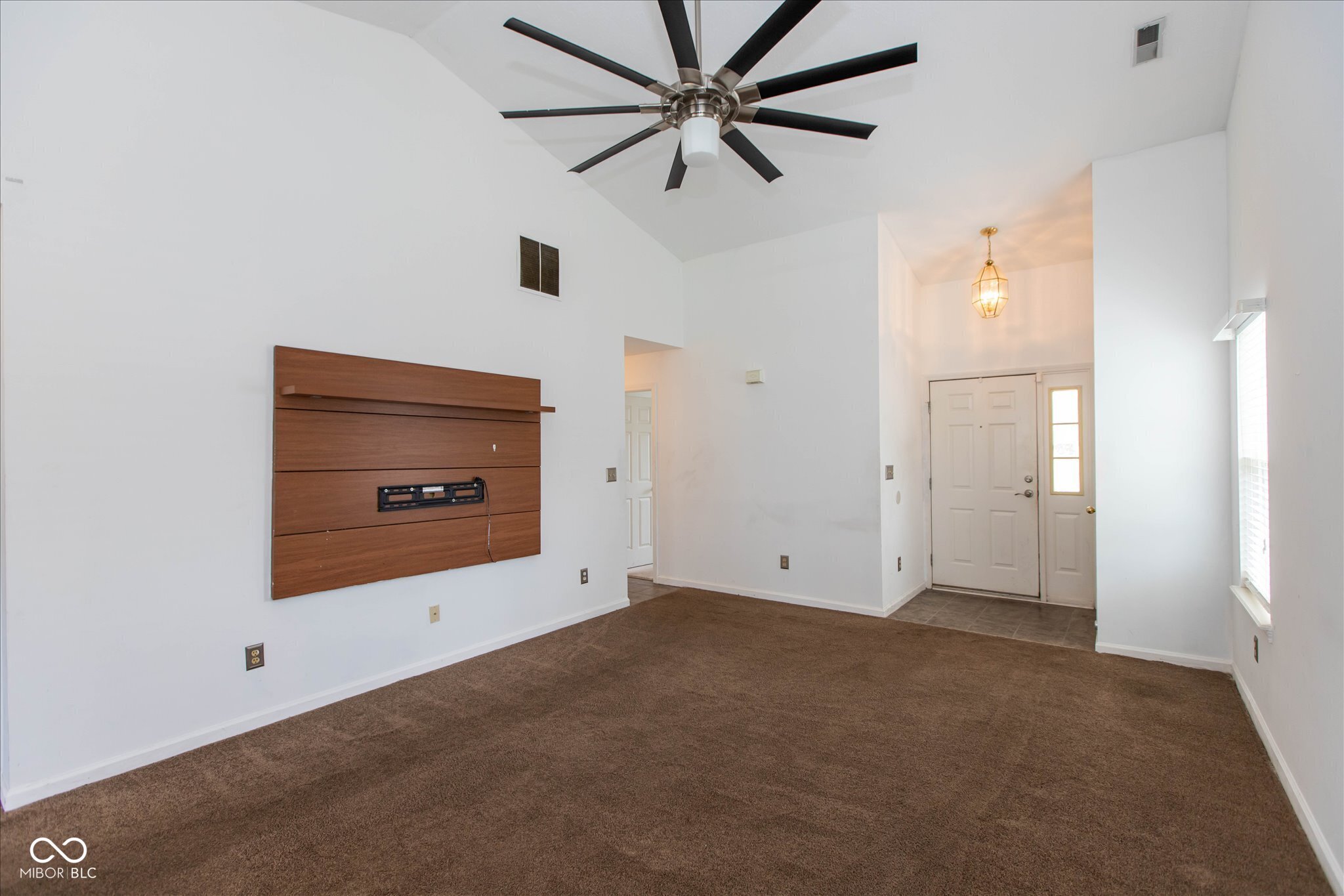 7136 Pluto Drive