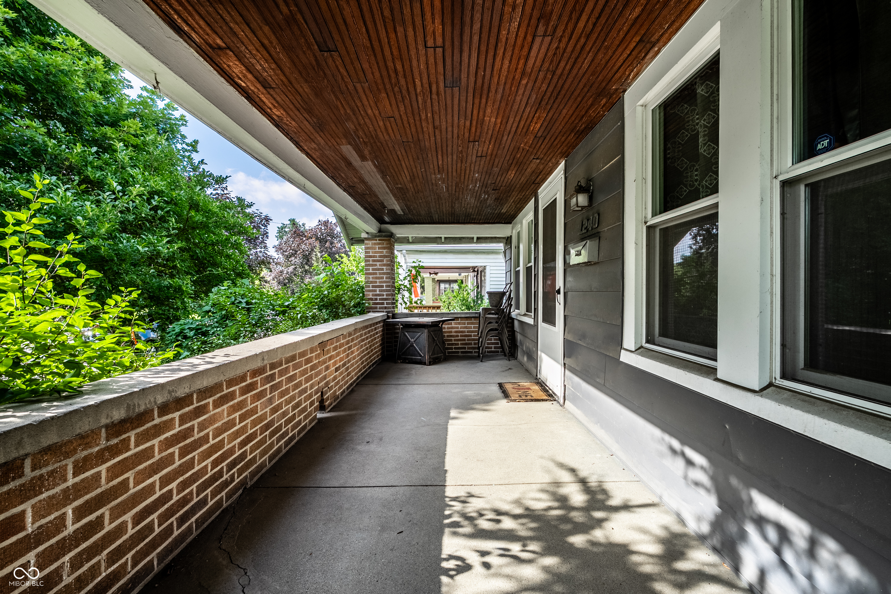1240 N Euclid Avenue