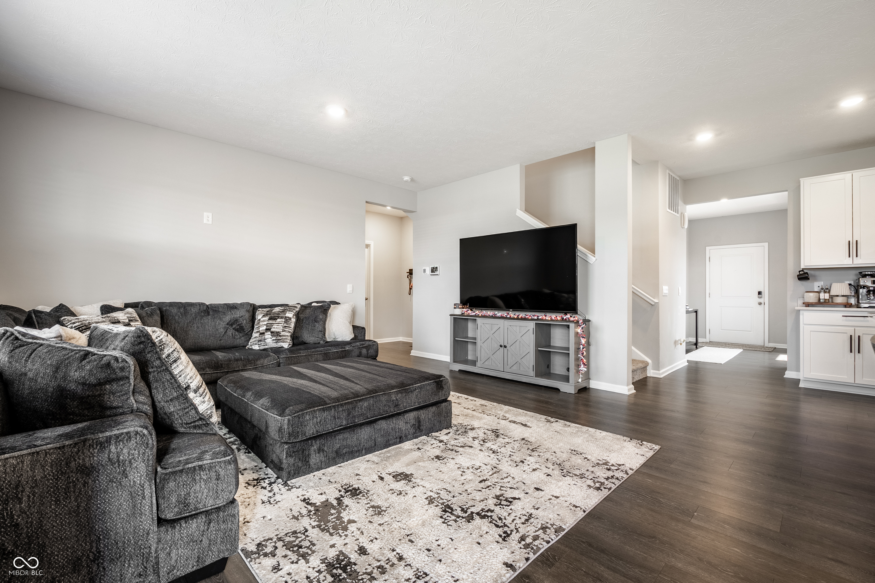 6061 Granby Drive