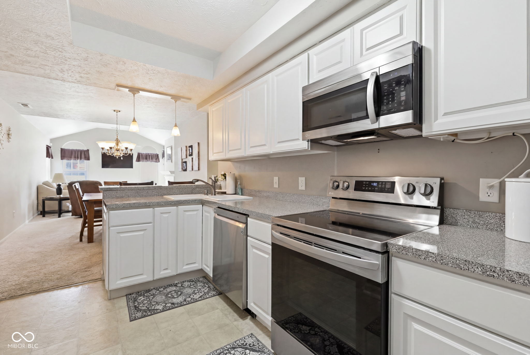 5842 Quail Run Drive