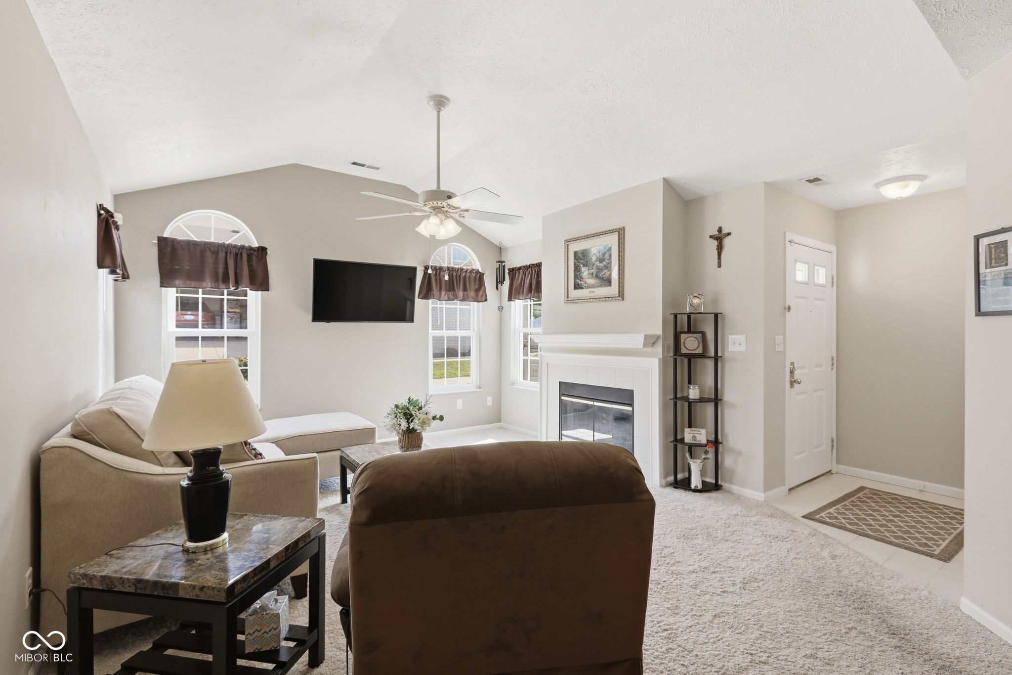 5842 Quail Run Drive