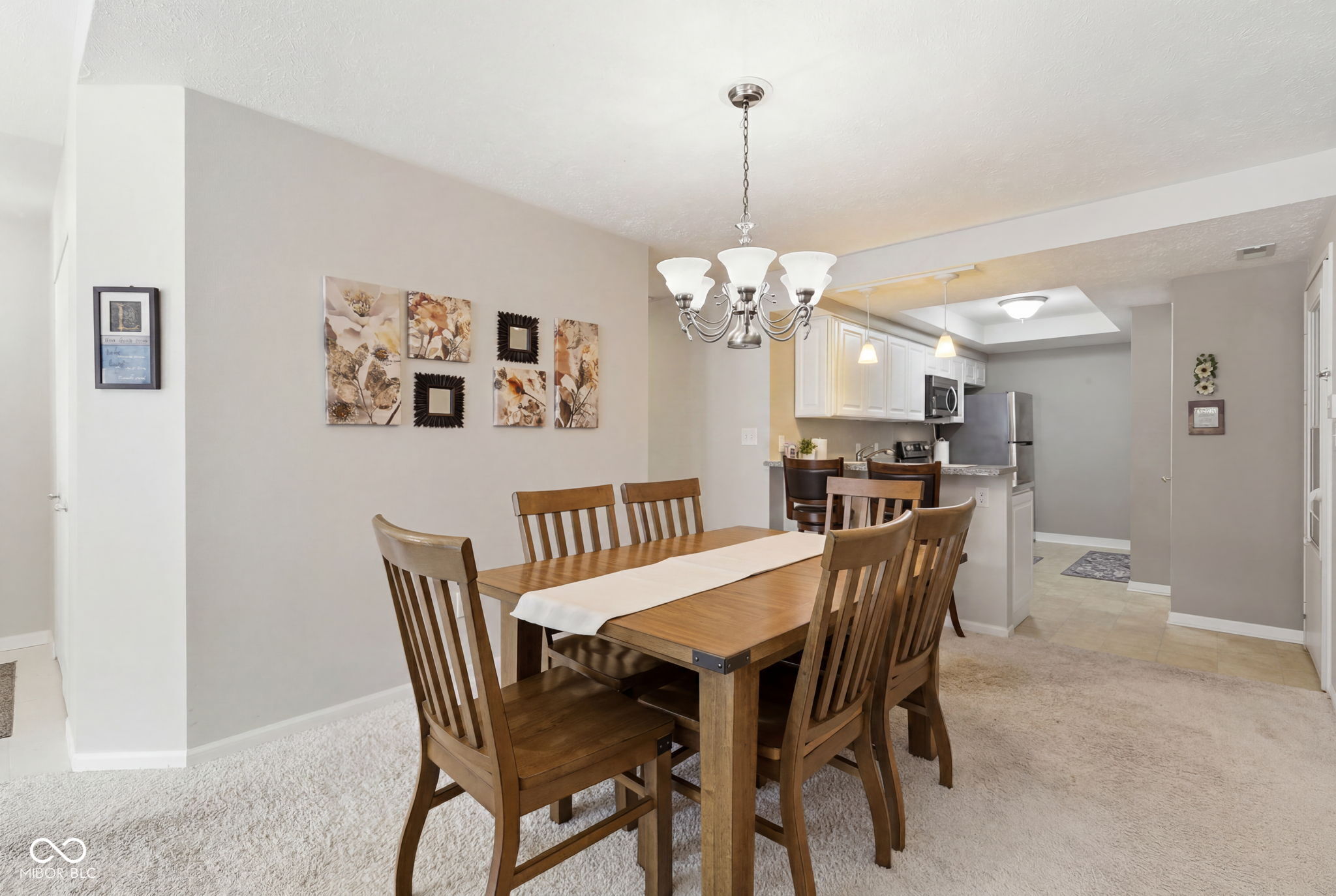 5842 Quail Run Drive