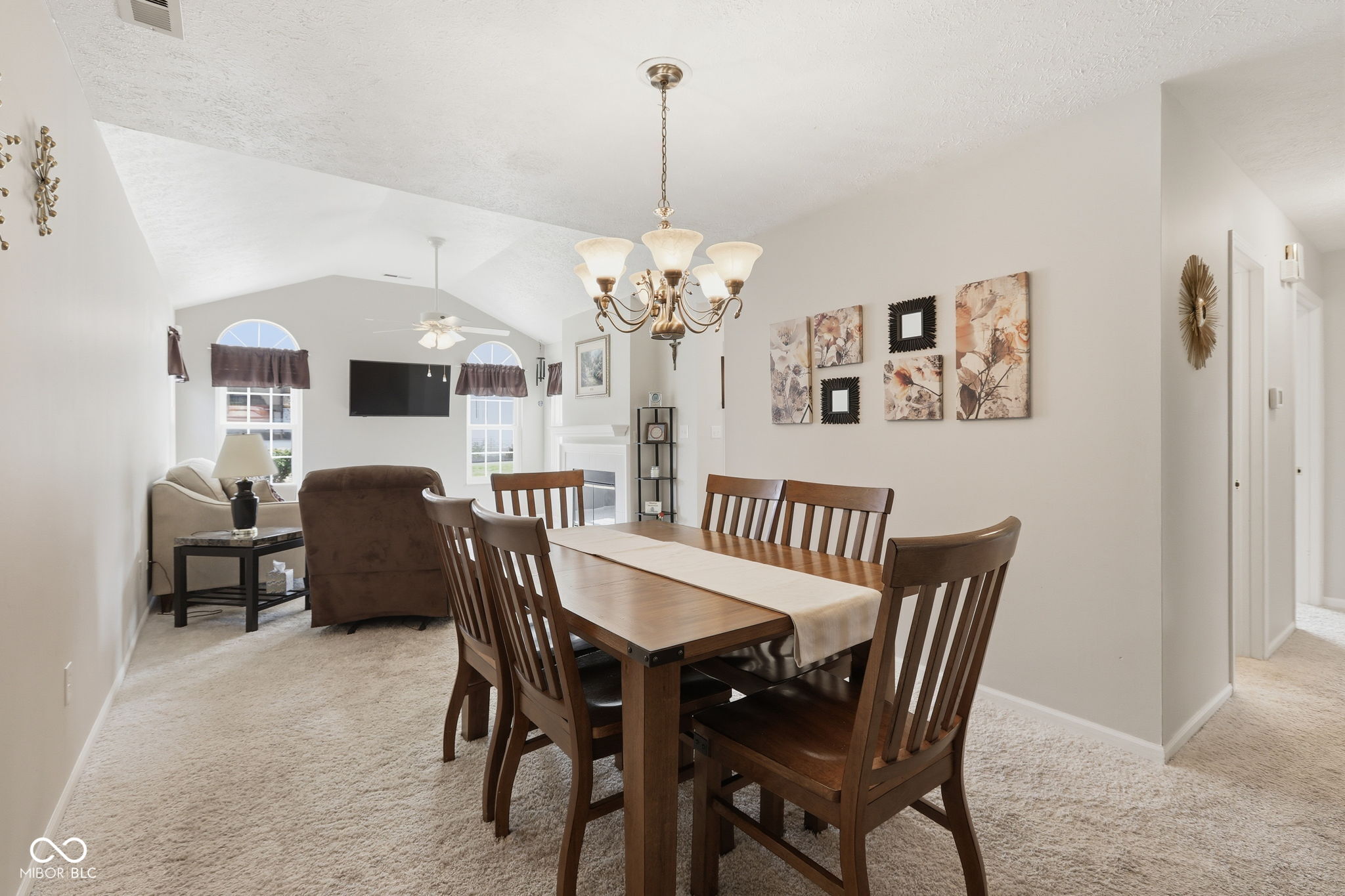 5842 Quail Run Drive