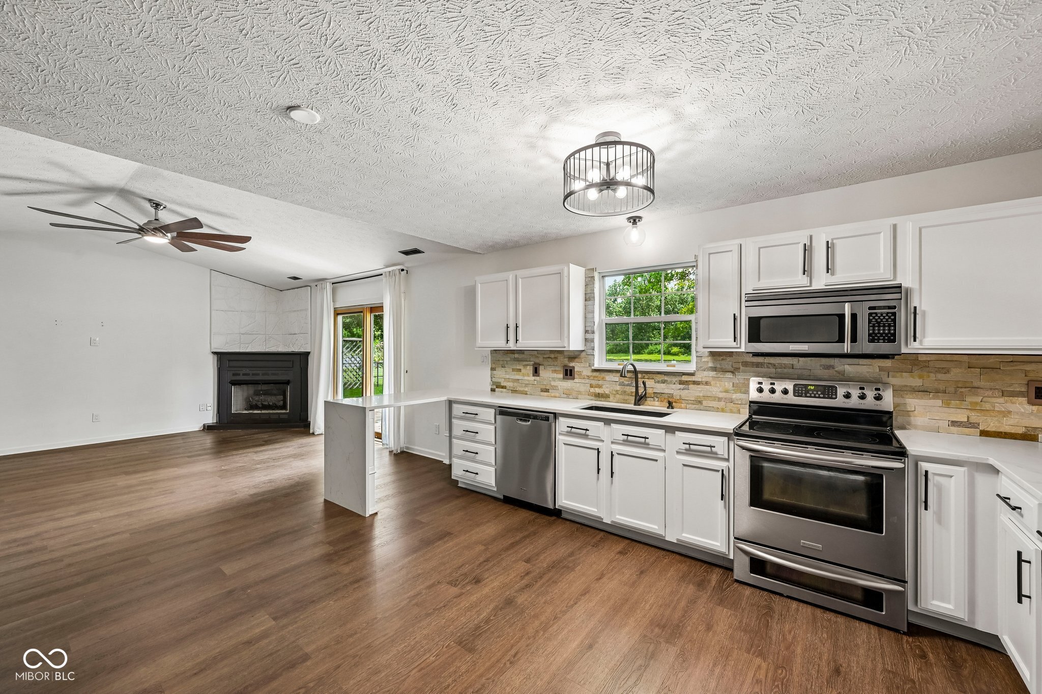 8539 Eagles Nest Drive