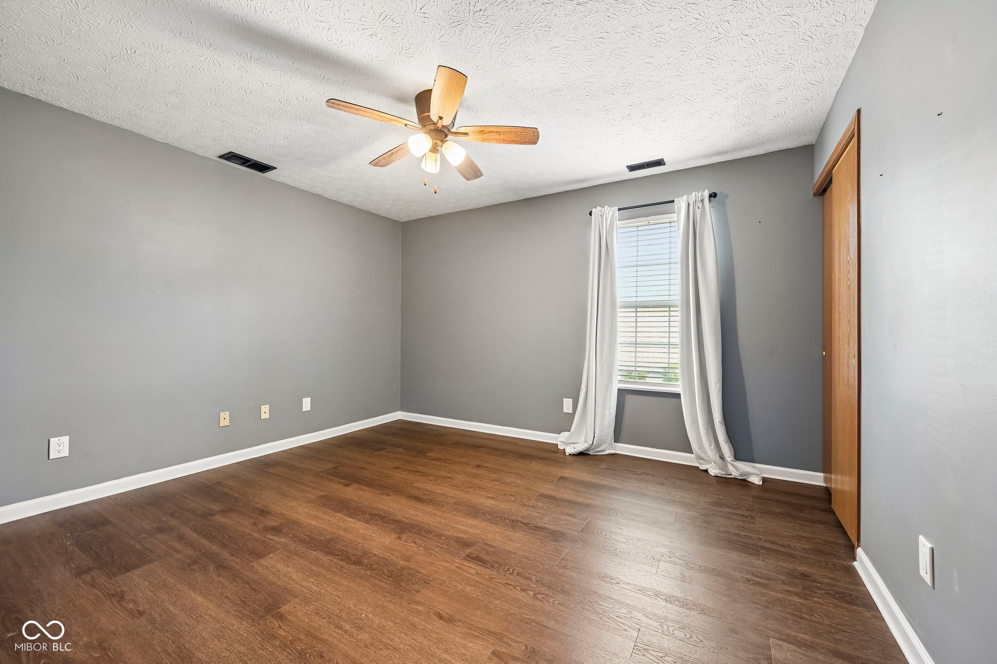 8539 Eagles Nest Drive