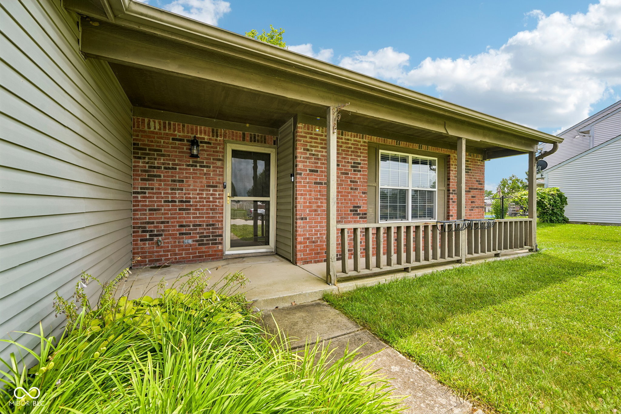 8539 Eagles Nest Drive