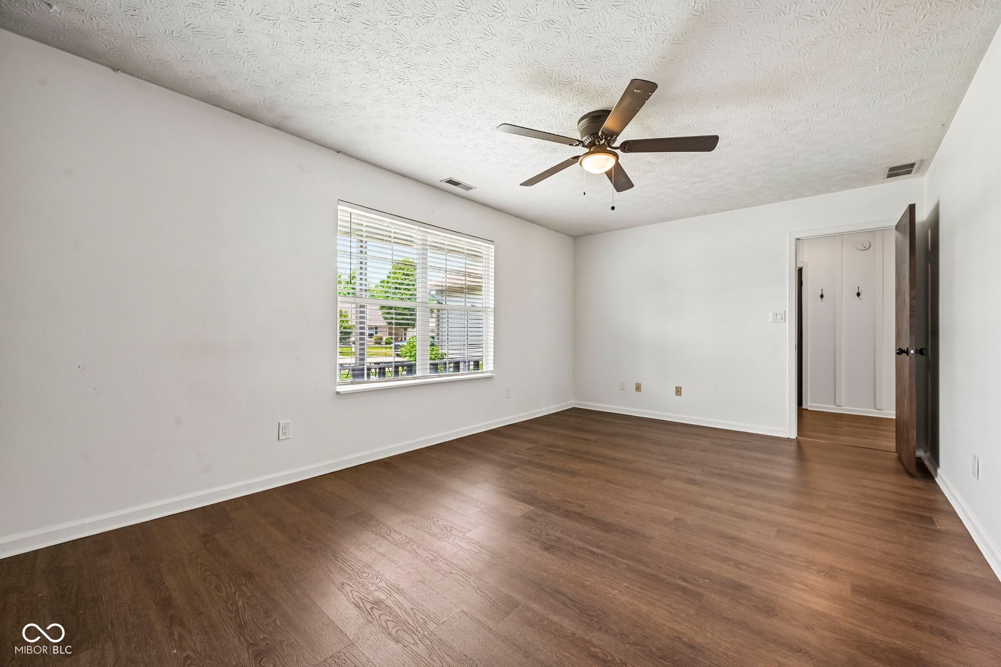 8539 Eagles Nest Drive