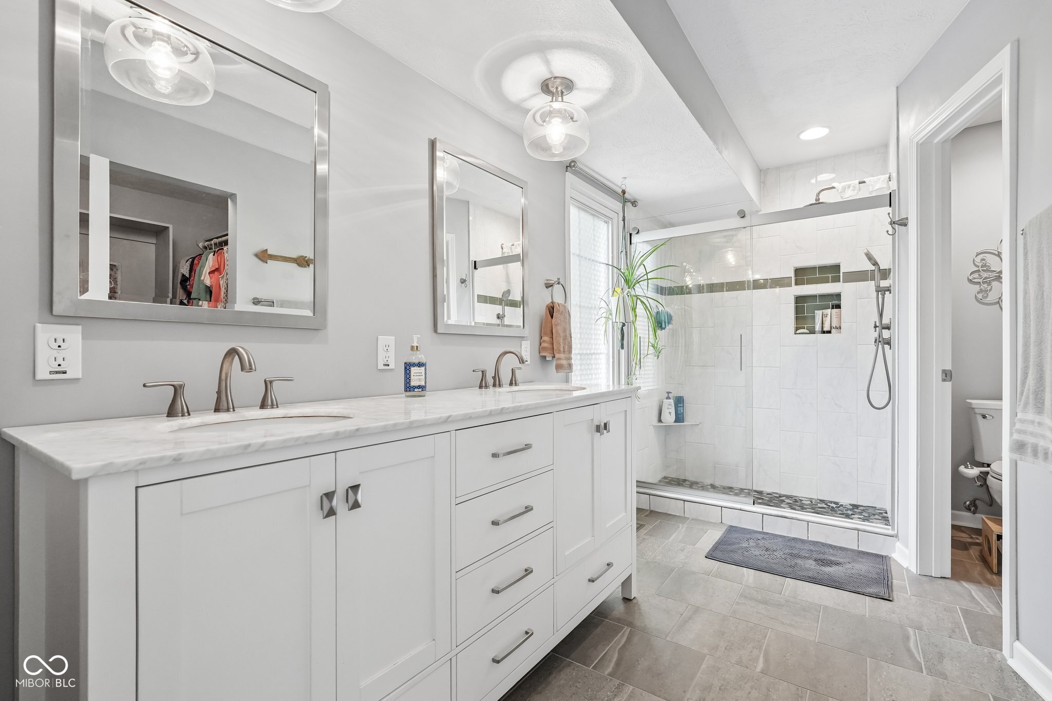 7591 Meadow Ridge Drive