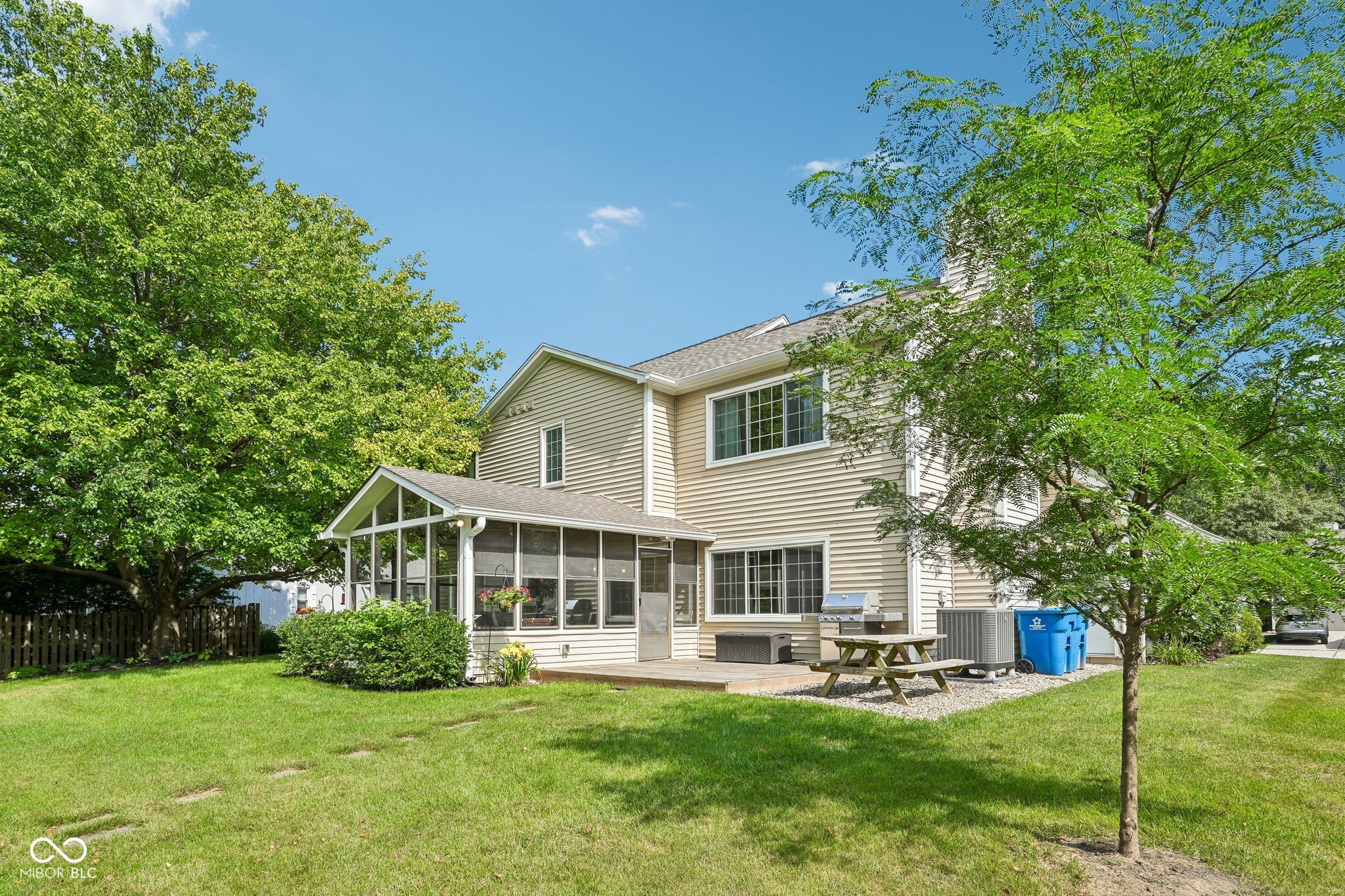 7591 Meadow Ridge Drive