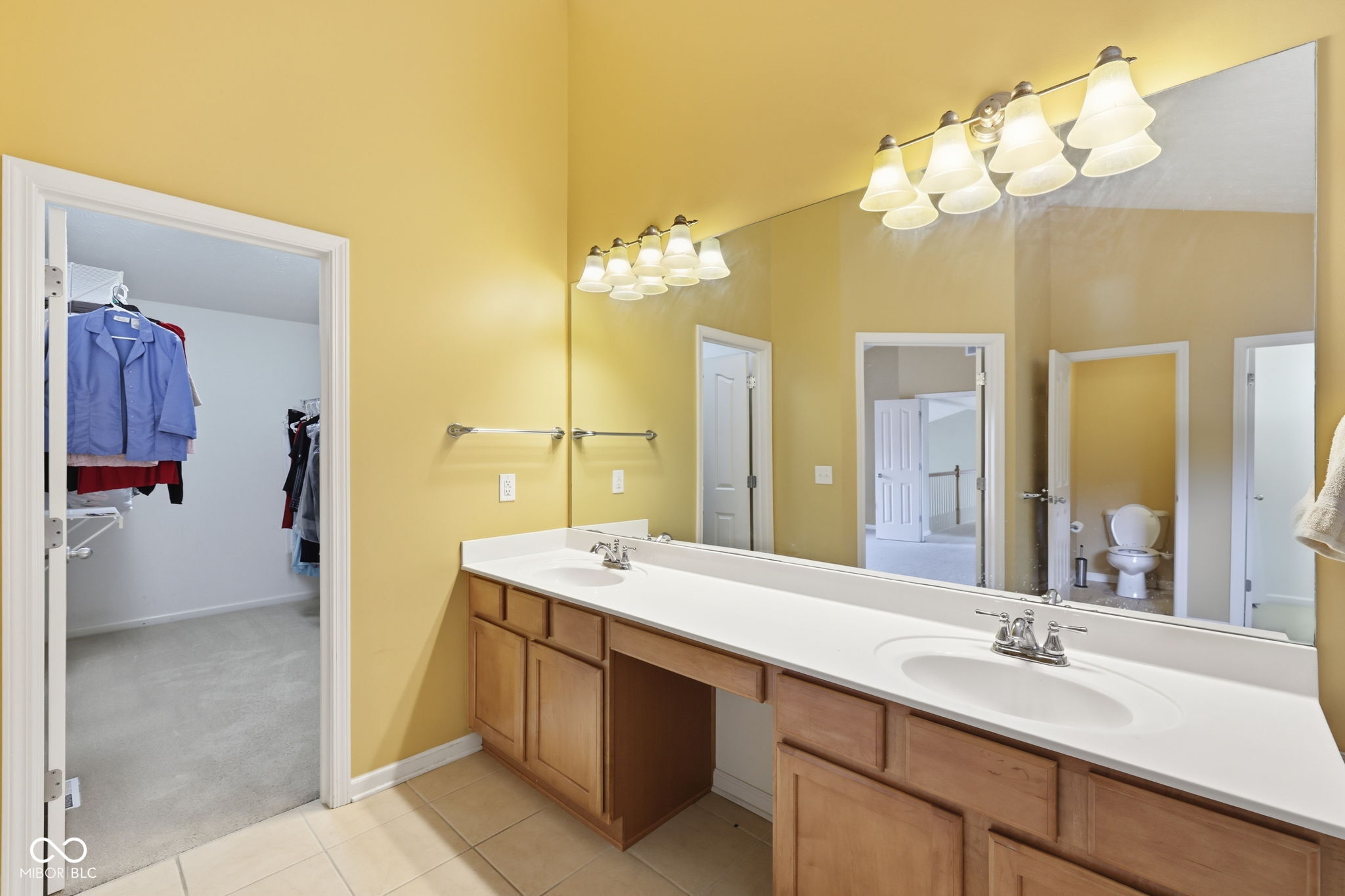 6092 Catlin Lane