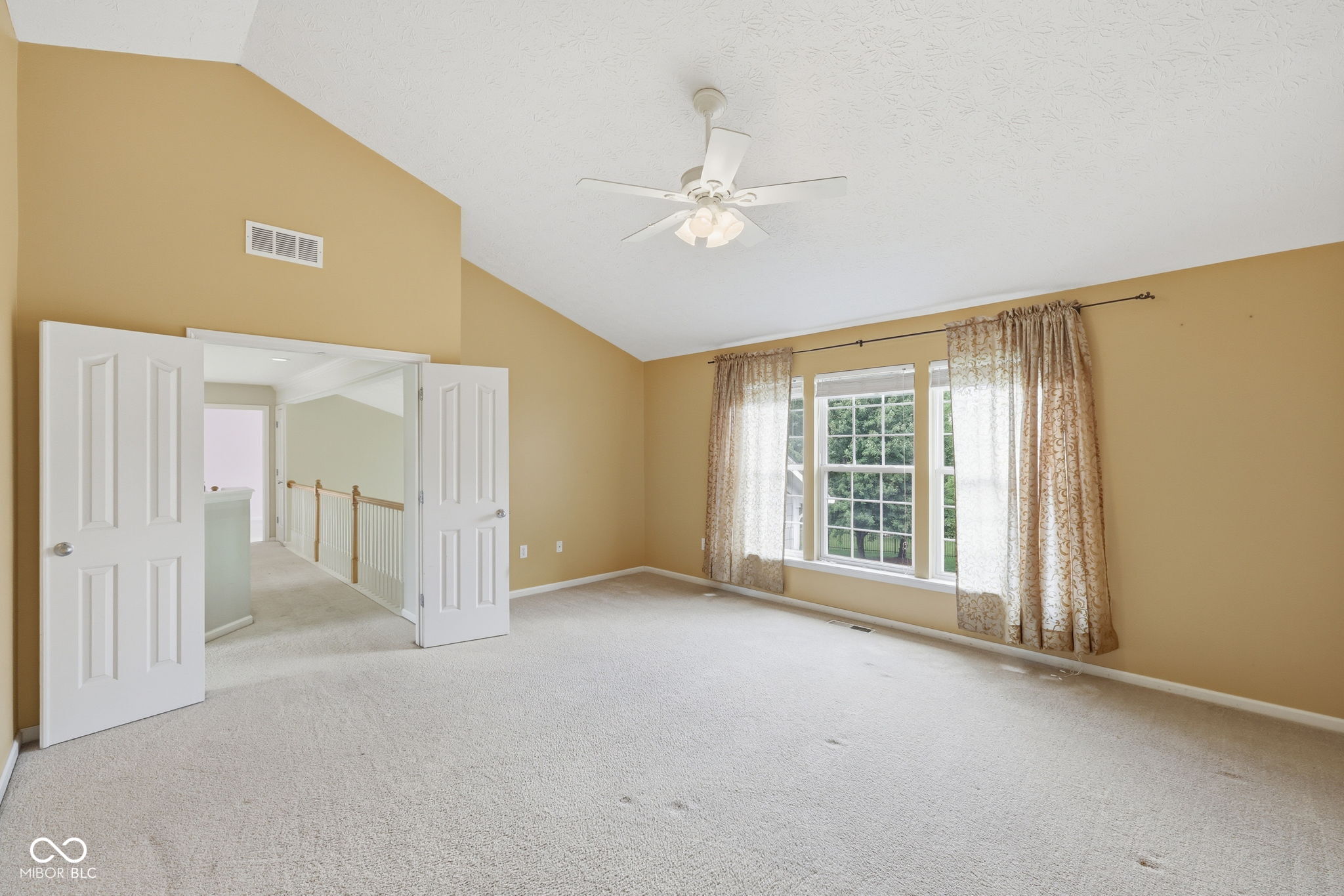 6092 Catlin Lane