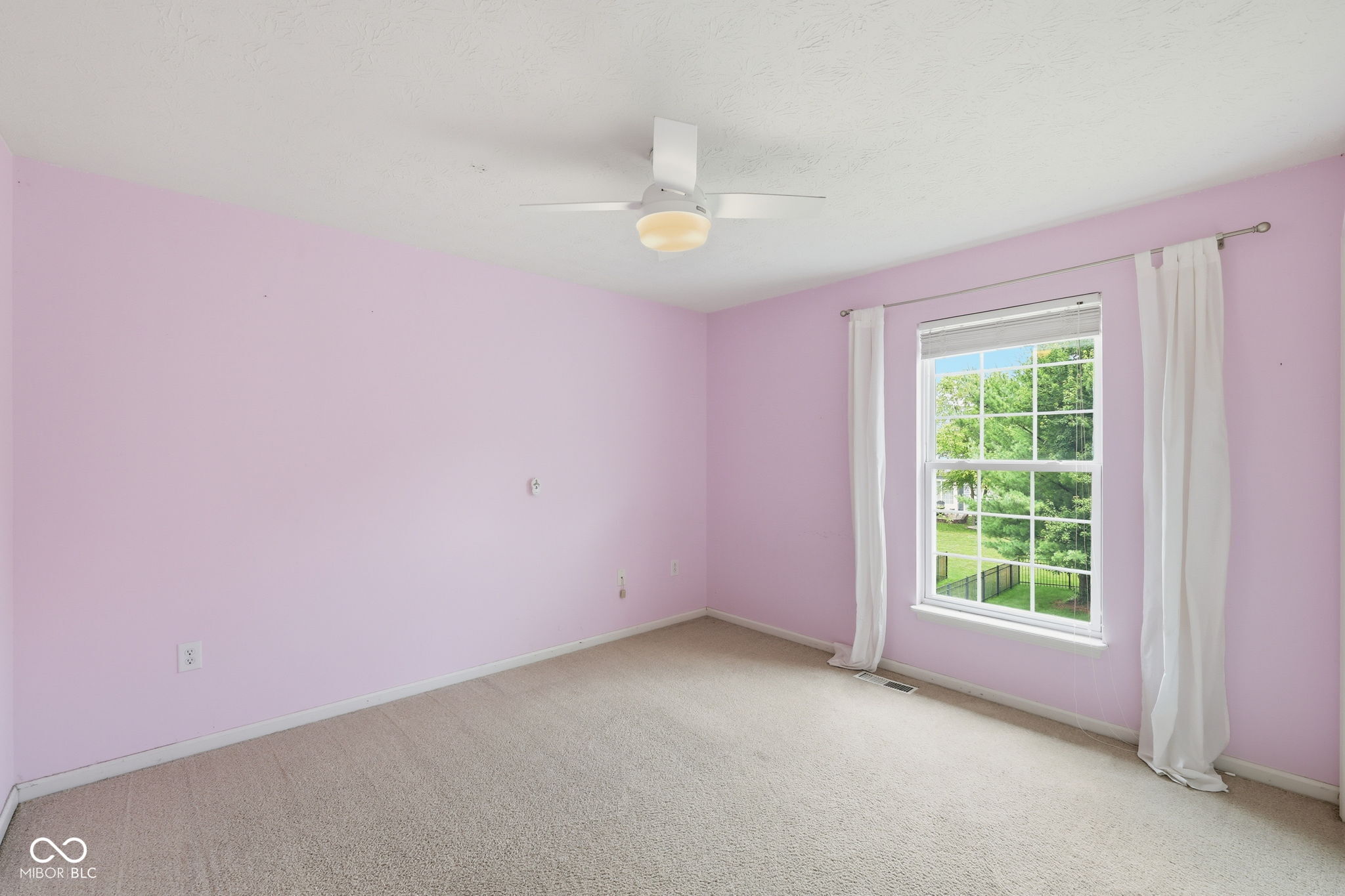 6092 Catlin Lane