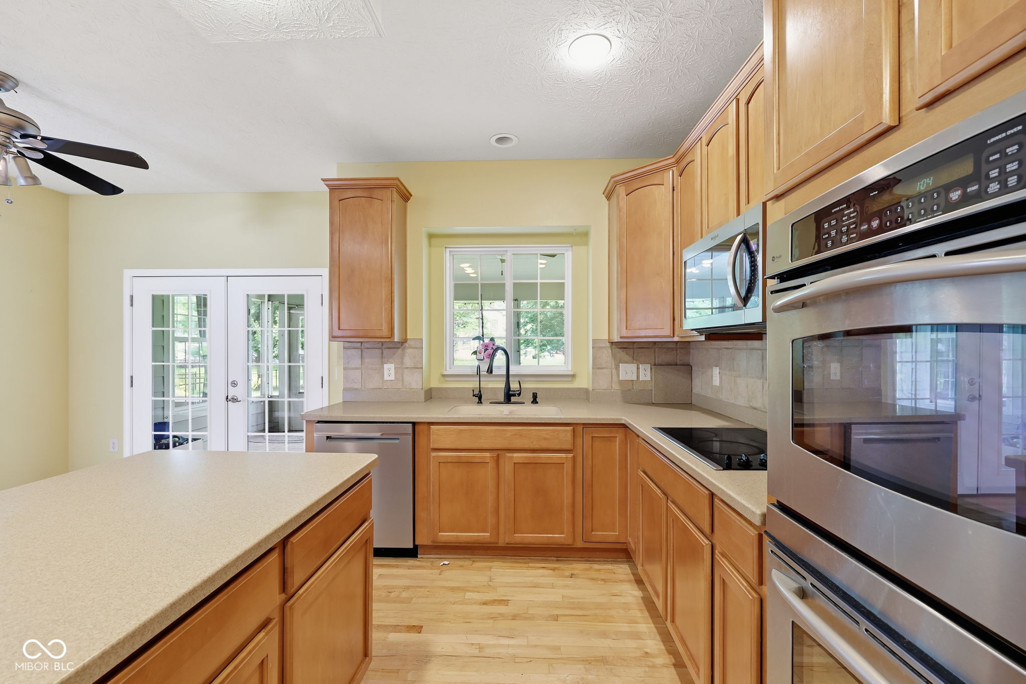 6092 Catlin Lane