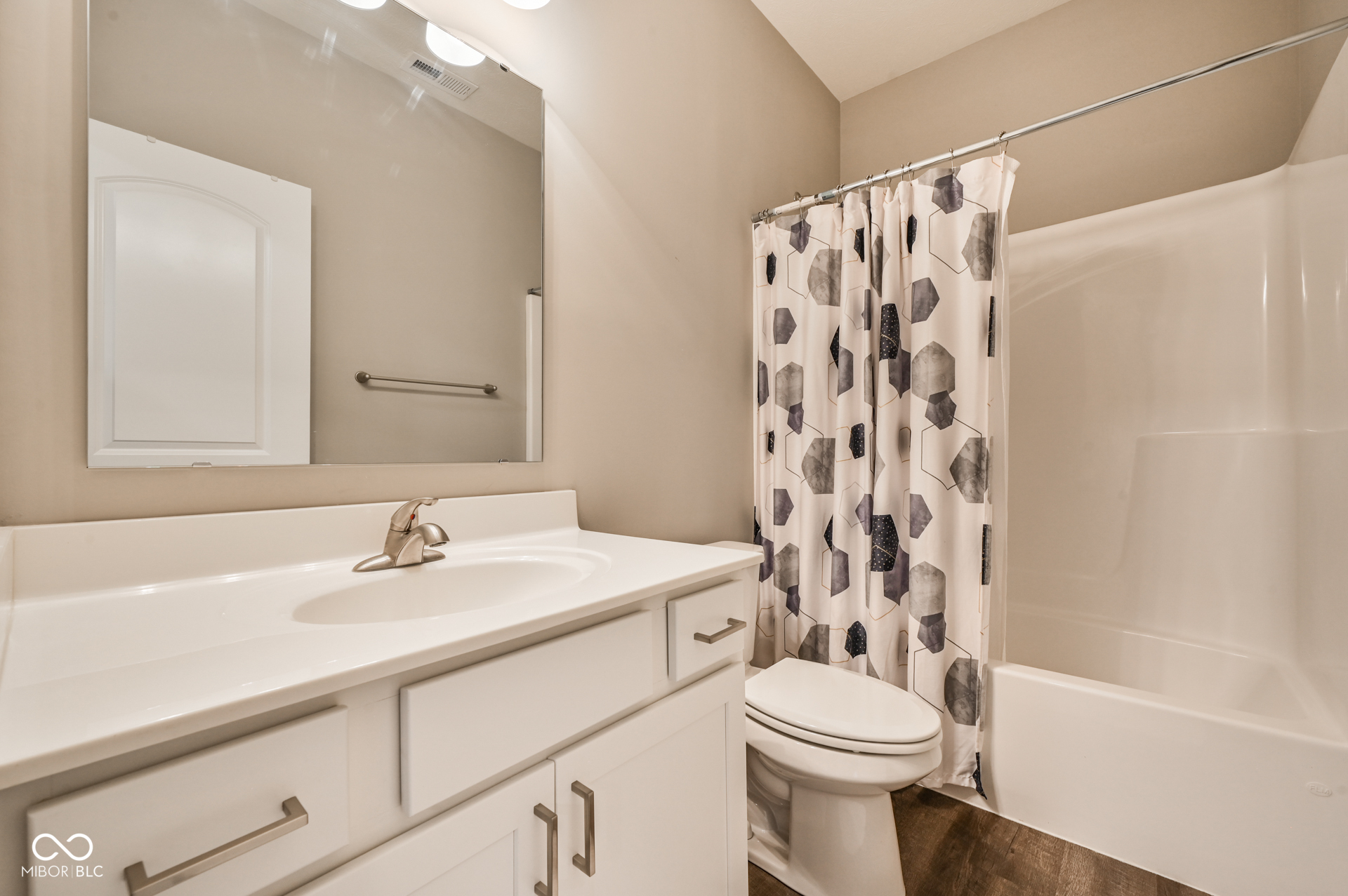 3707 Sheffield Park