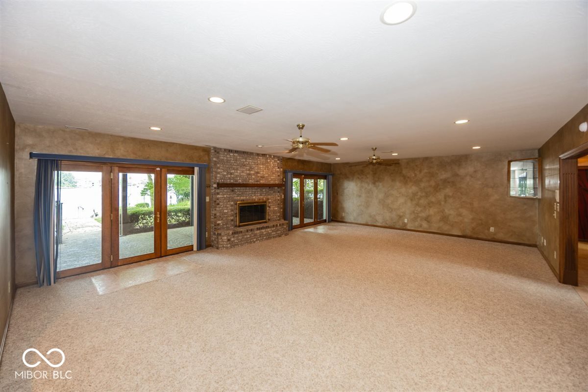 7270 Oak Cove Lane