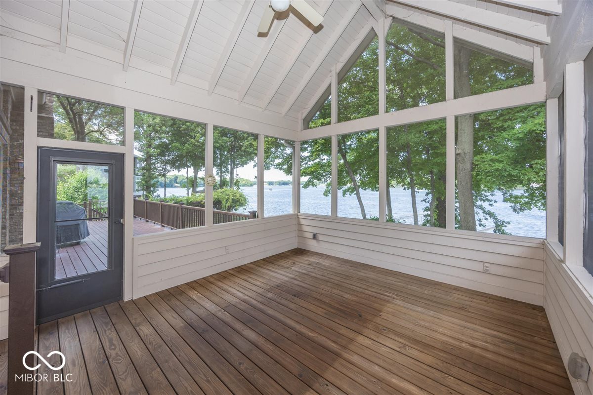 7270 Oak Cove Lane
