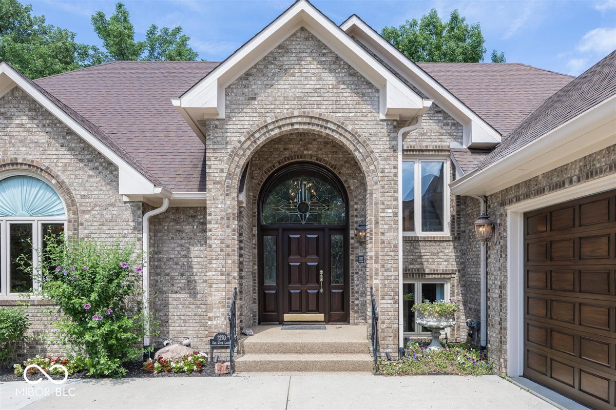 7270 Oak Cove Lane