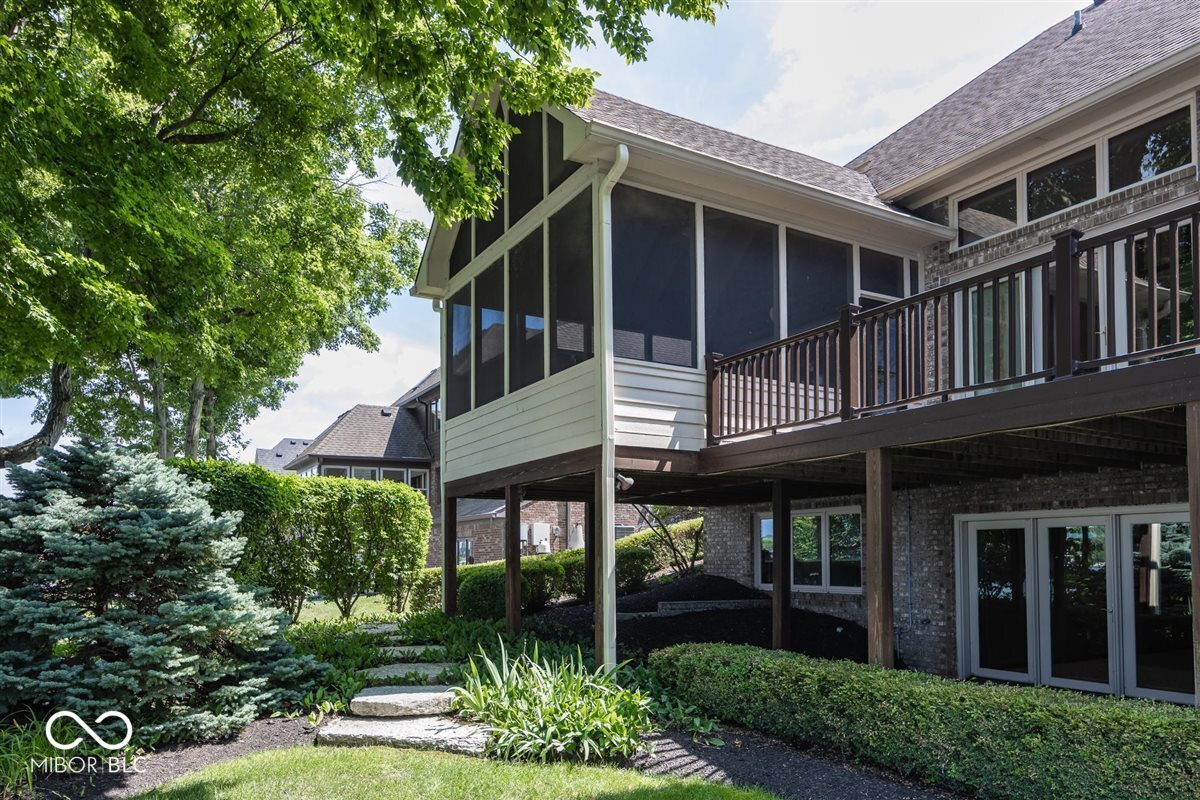 7270 Oak Cove Lane