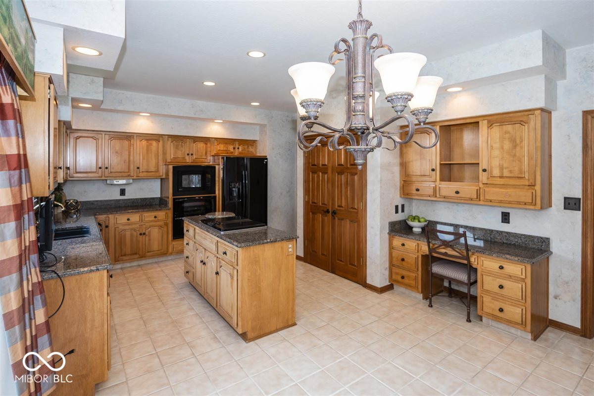 7270 Oak Cove Lane