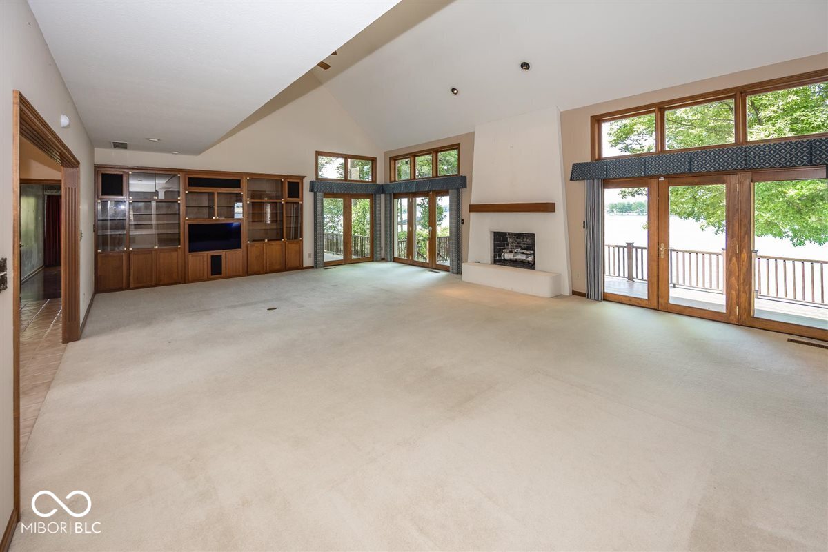 7270 Oak Cove Lane