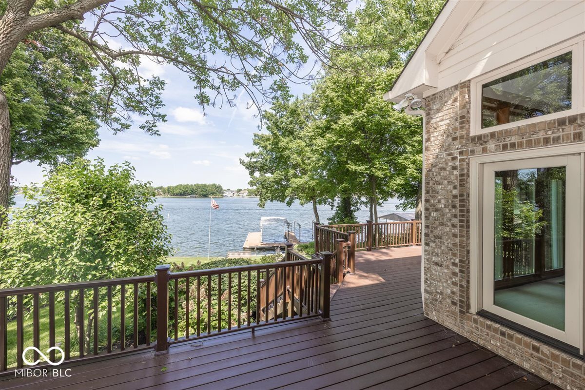 7270 Oak Cove Lane