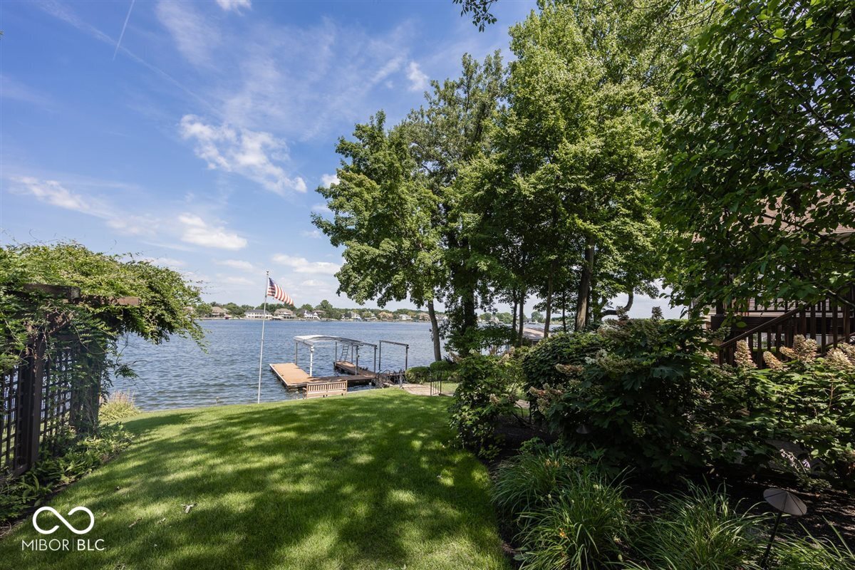 7270 Oak Cove Lane