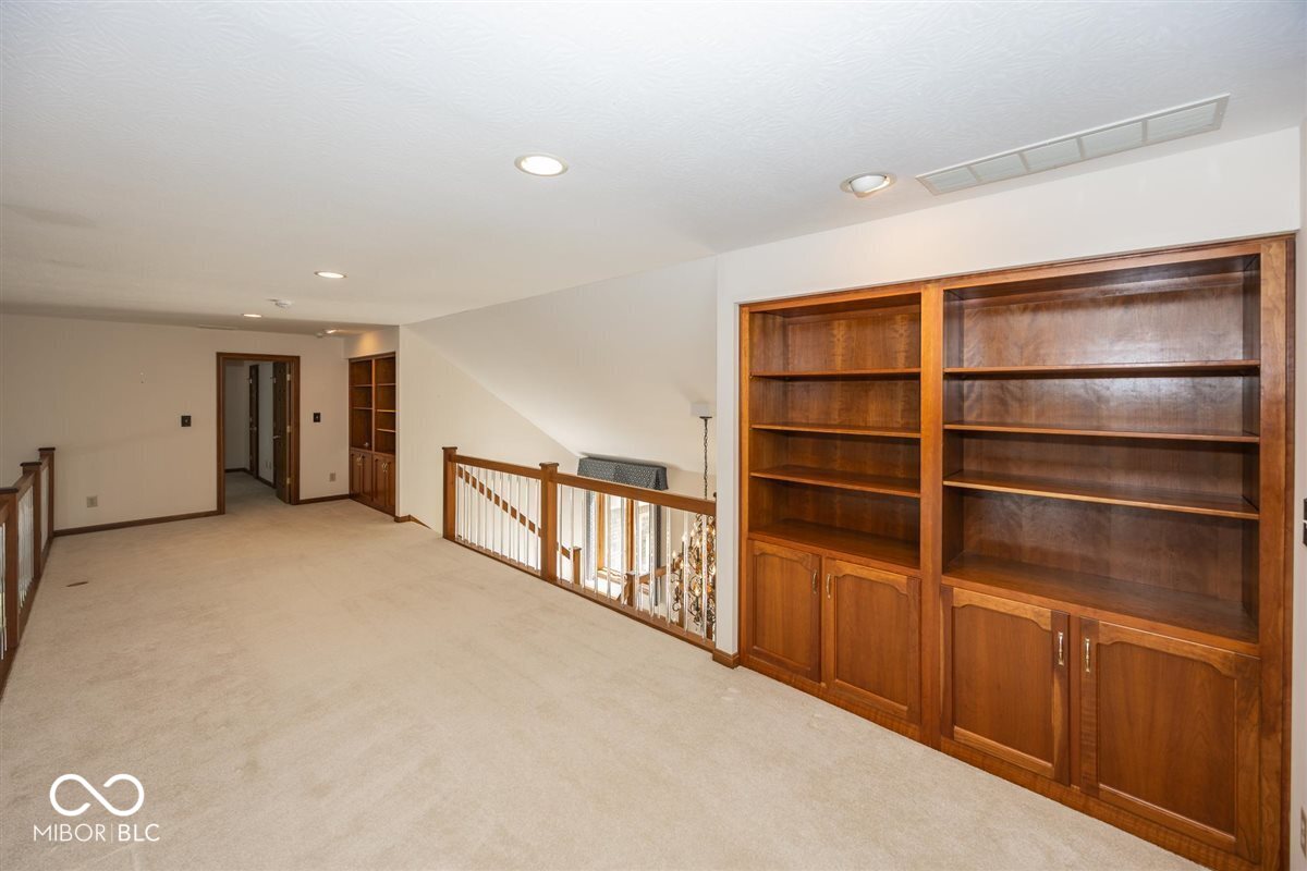 7270 Oak Cove Lane