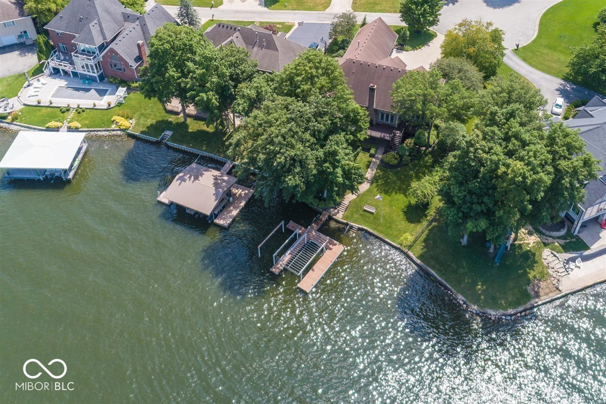 7270 Oak Cove Lane