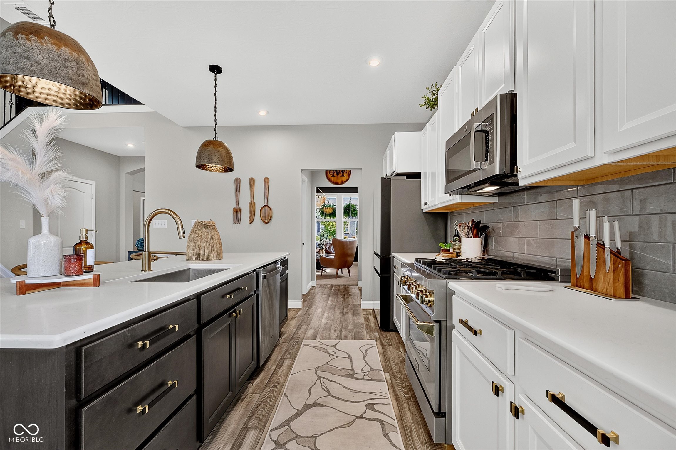 6529 Eagles Nest Lane