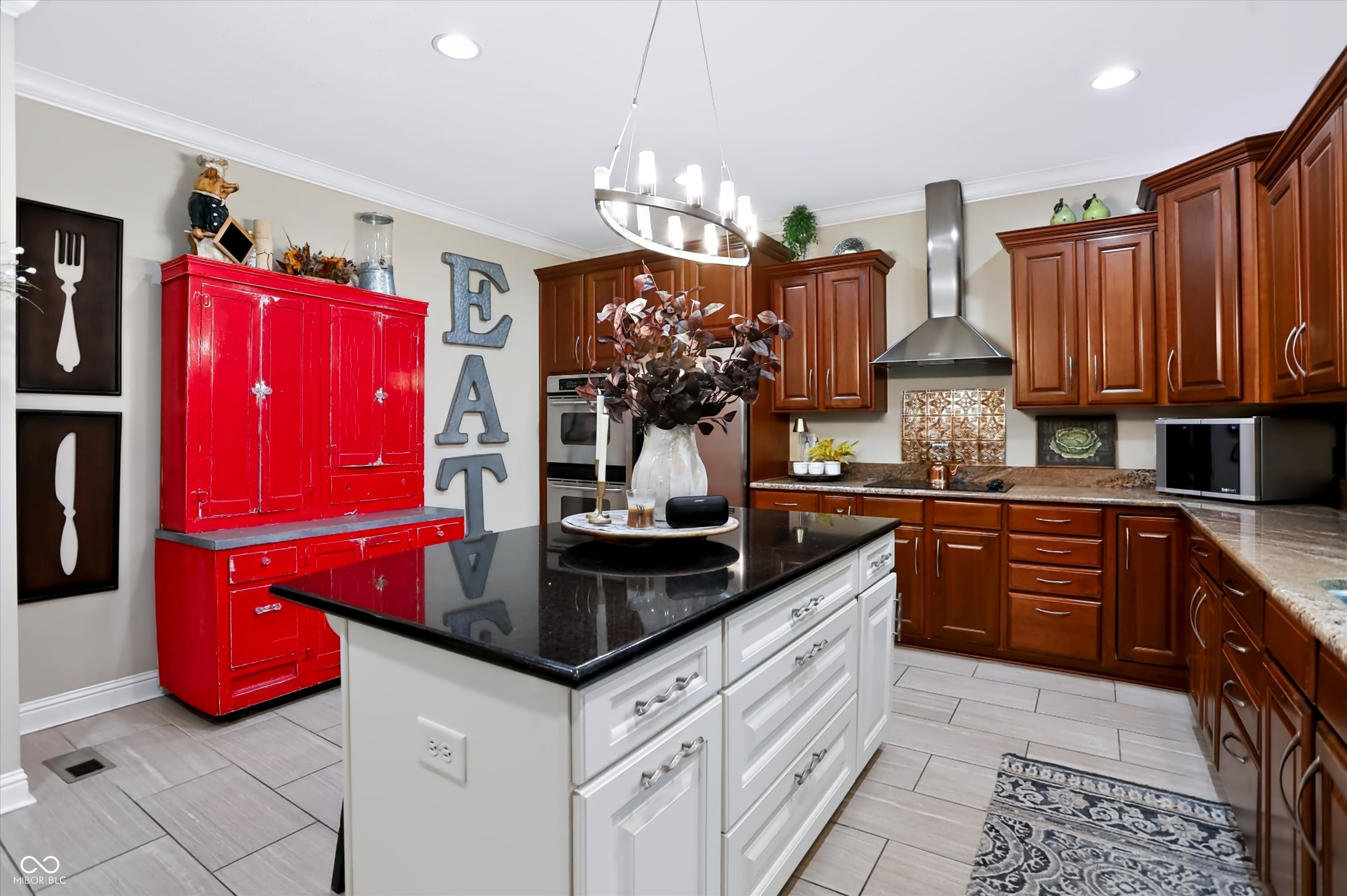 7441 Oakland Hills Drive