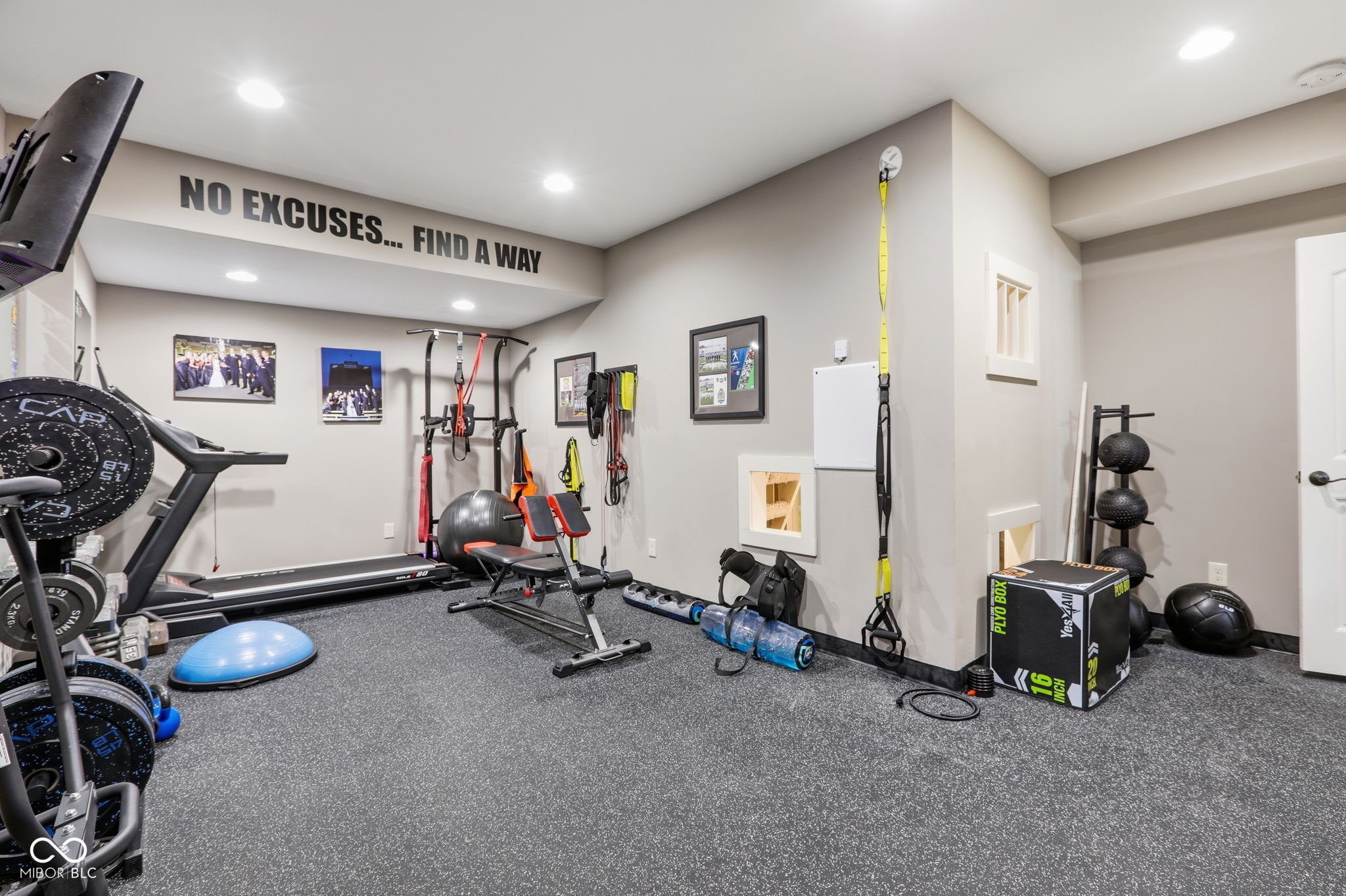 12410 Clover Hill Circle
