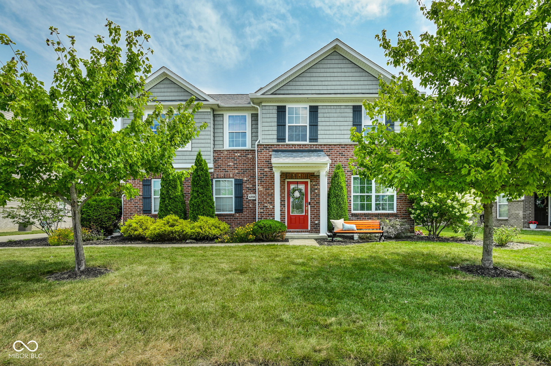 6558 W Dickens Crossing