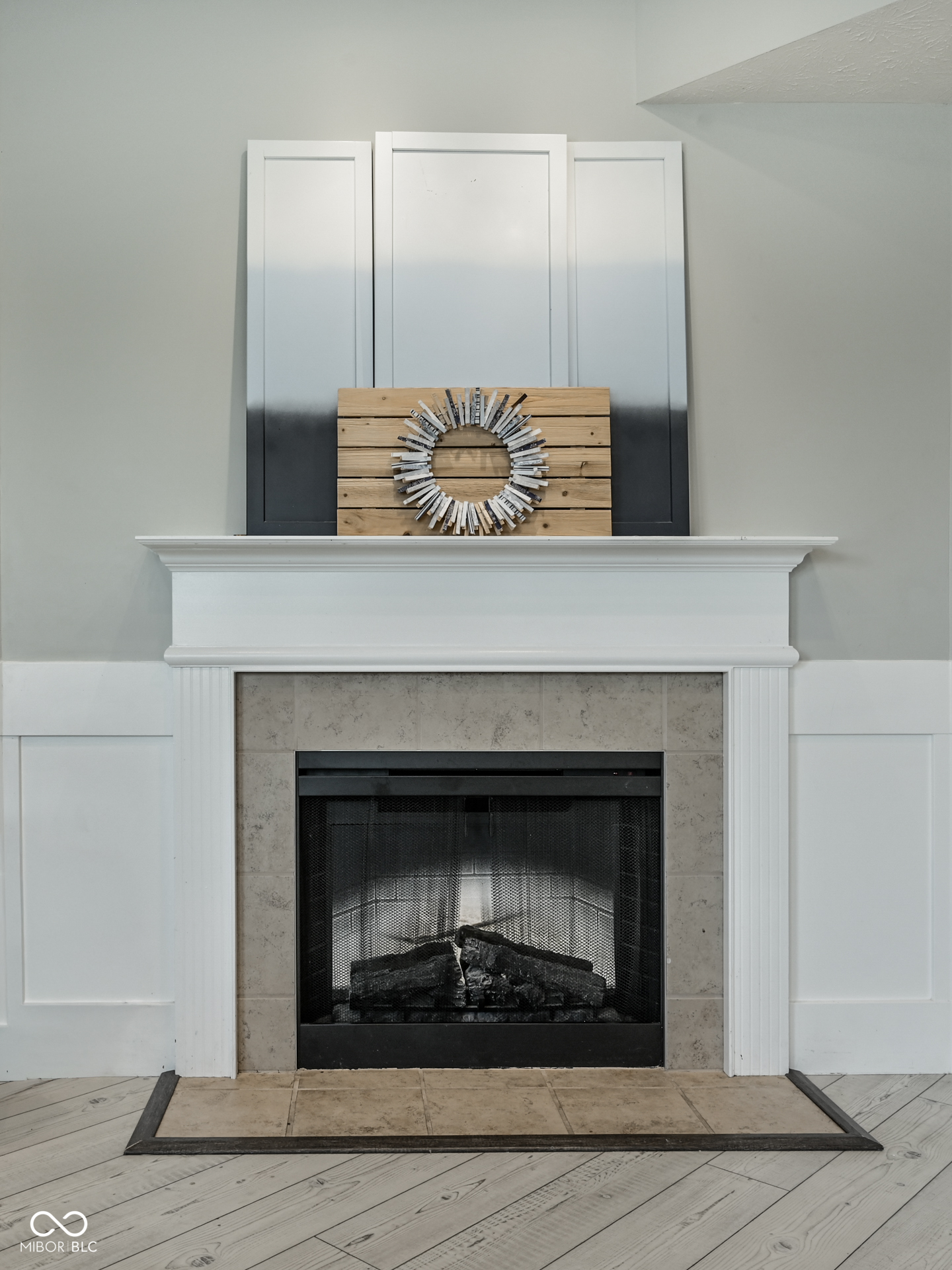 6558 W Dickens Crossing