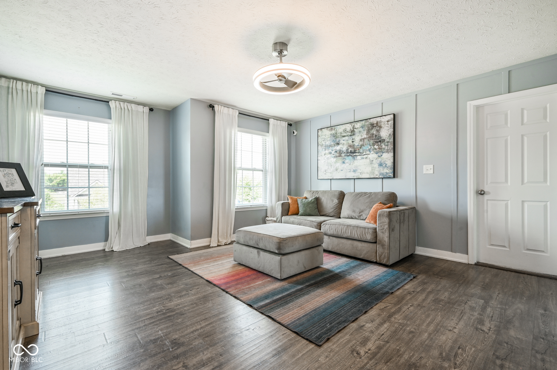 6558 W Dickens Crossing