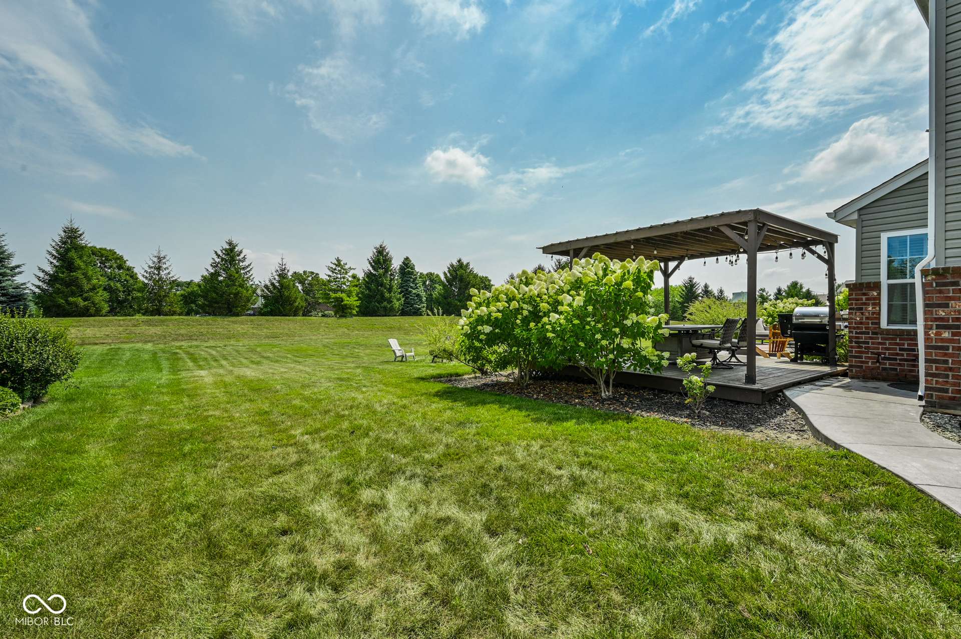 6558 W Dickens Crossing
