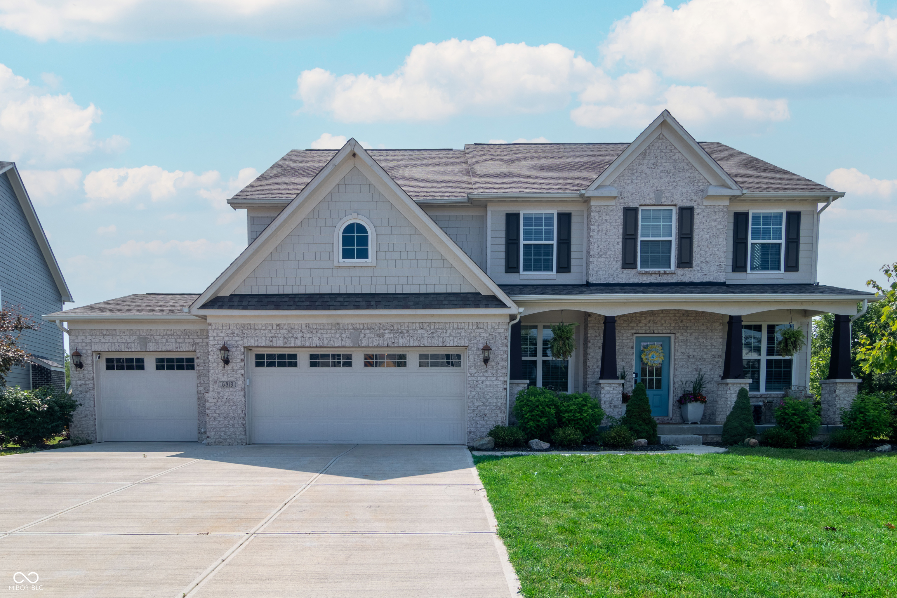 18819 Dooney Court