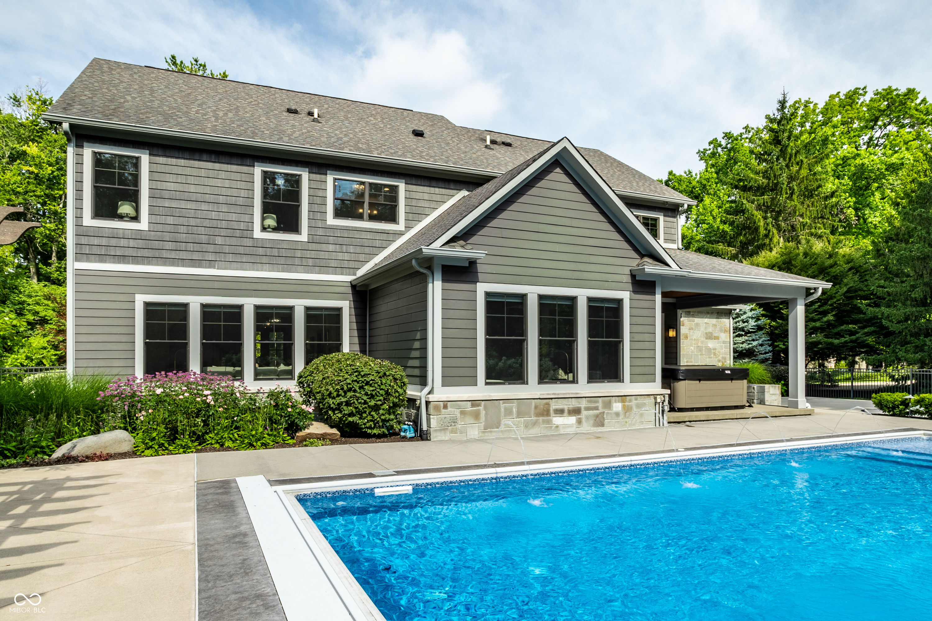 7511 Pine Valley